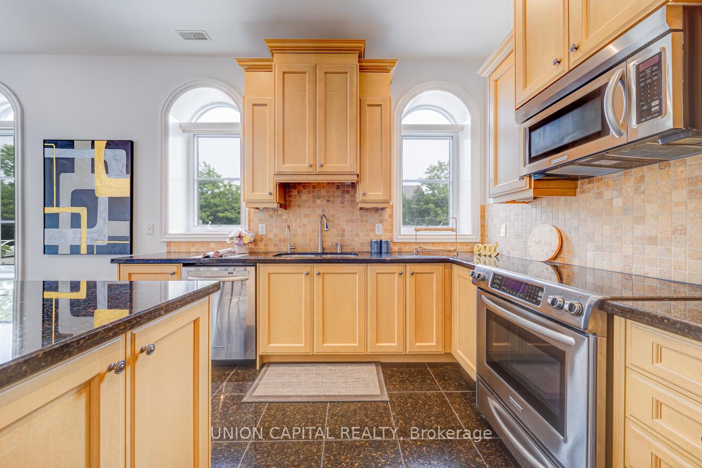 Photo 18 of Unit 101, 1 Verclaire Gate, Markham, Unionville — HOMEH
