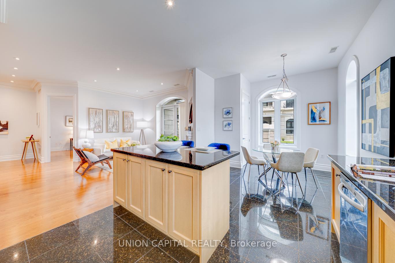 Photo 16 of Unit 101, 1 Verclaire Gate, Markham, Unionville — HOMEH