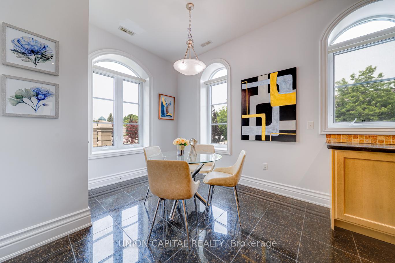 Photo 24 of Unit 101, 1 Verclaire Gate, Markham, Unionville — HOMEH