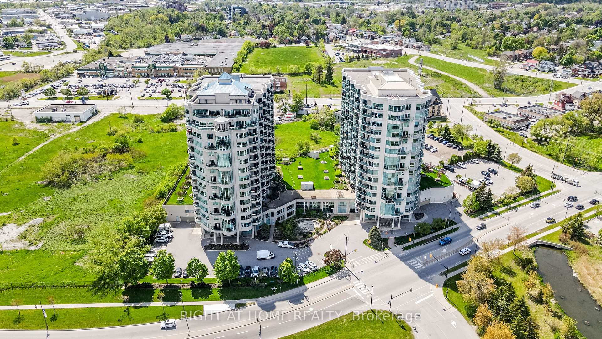 Photo 35 of Unit PH08, 6 Toronto Street, Barrie, City Centre — HOMEH