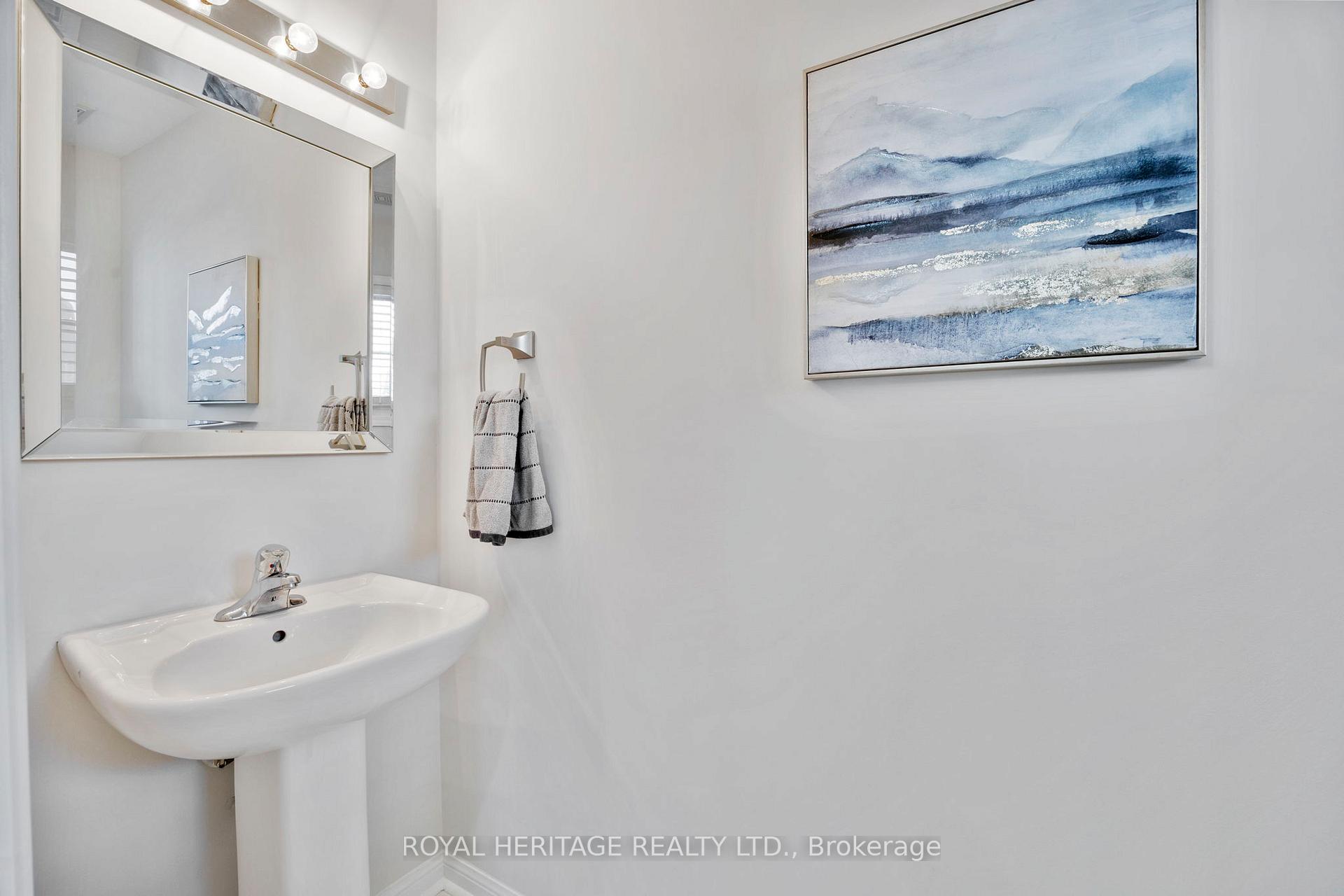 Photo 17 of 86 Northglen Boulevard, Clarington, Bowmanville — HOMEH