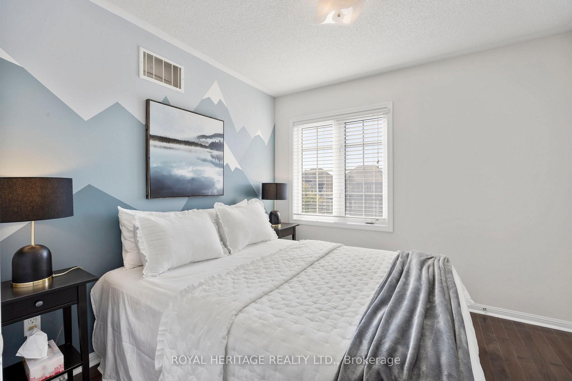 Photo 27 of 86 Northglen Boulevard, Clarington, Bowmanville — HOMEH