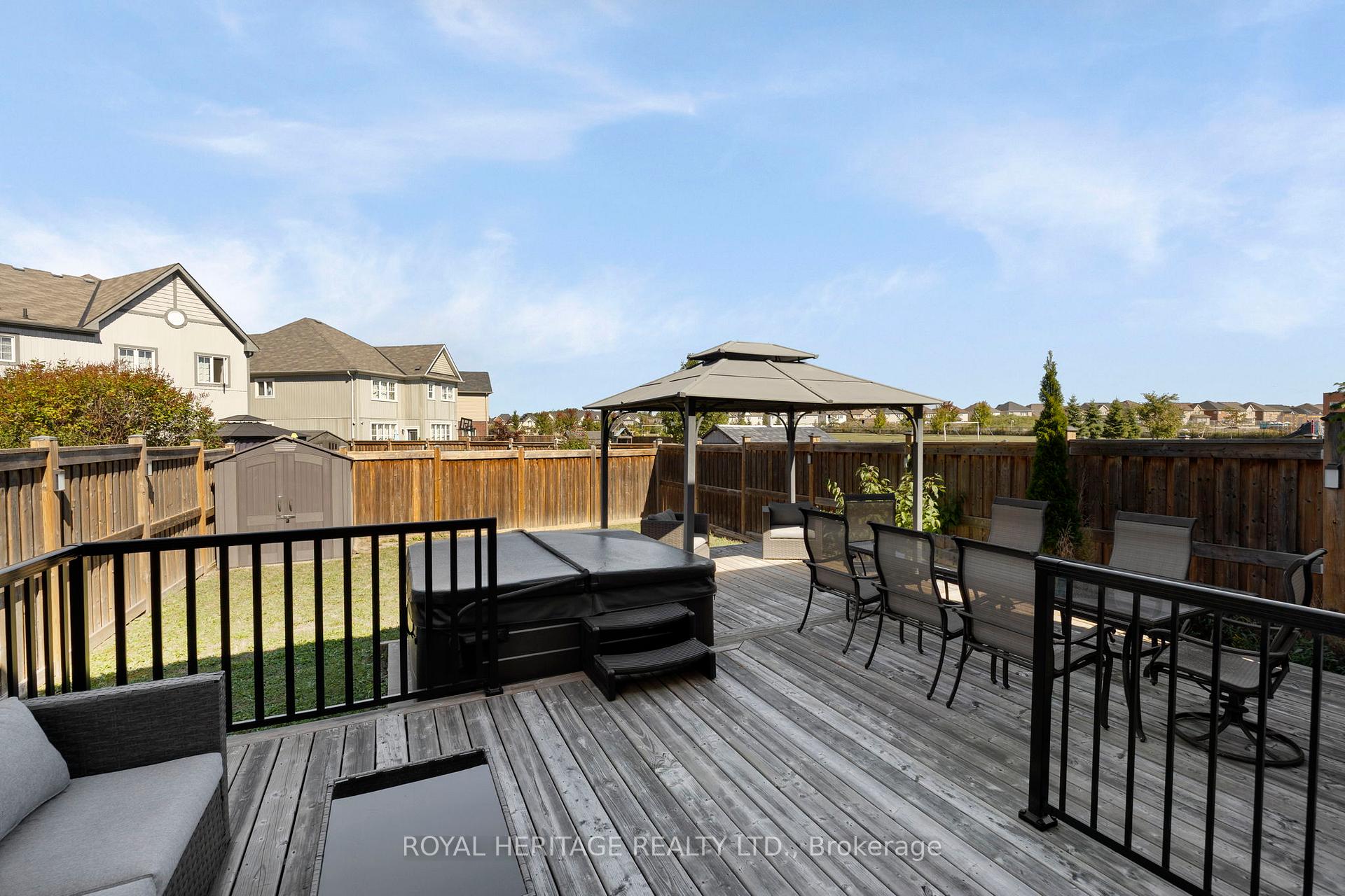 Photo 29 of 86 Northglen Boulevard, Clarington, Bowmanville — HOMEH