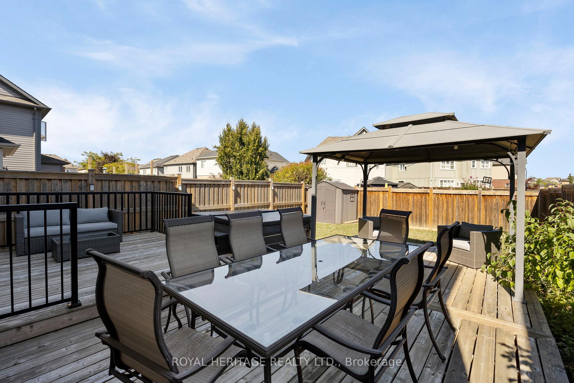 Photo 30 of 86 Northglen Boulevard, Clarington, Bowmanville — HOMEH