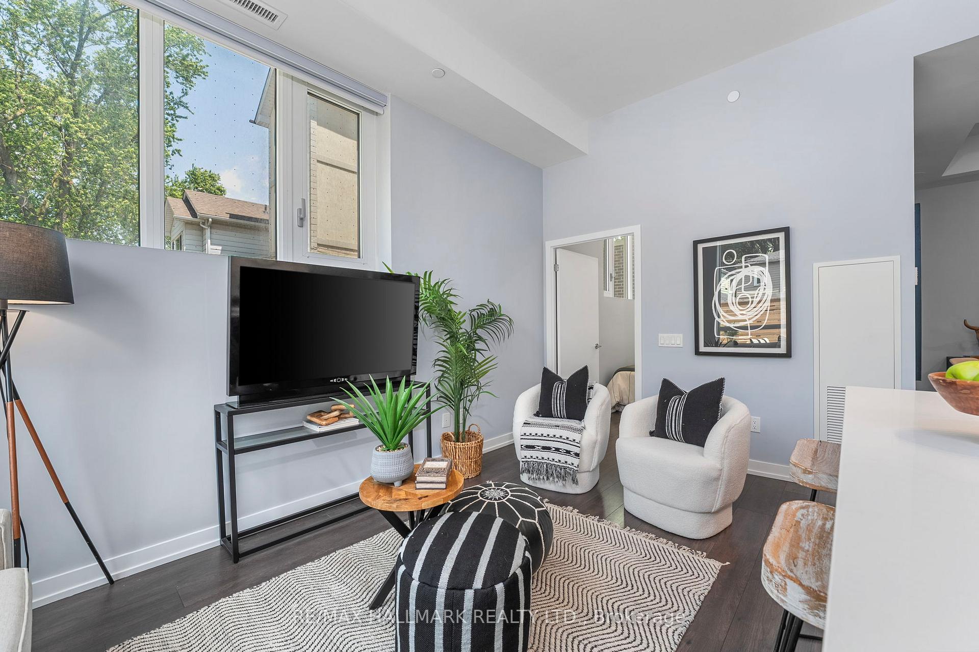 Photo 3 of Unit 124, 150 Logan Avenue, Toronto, South Riverdale — HOMEH