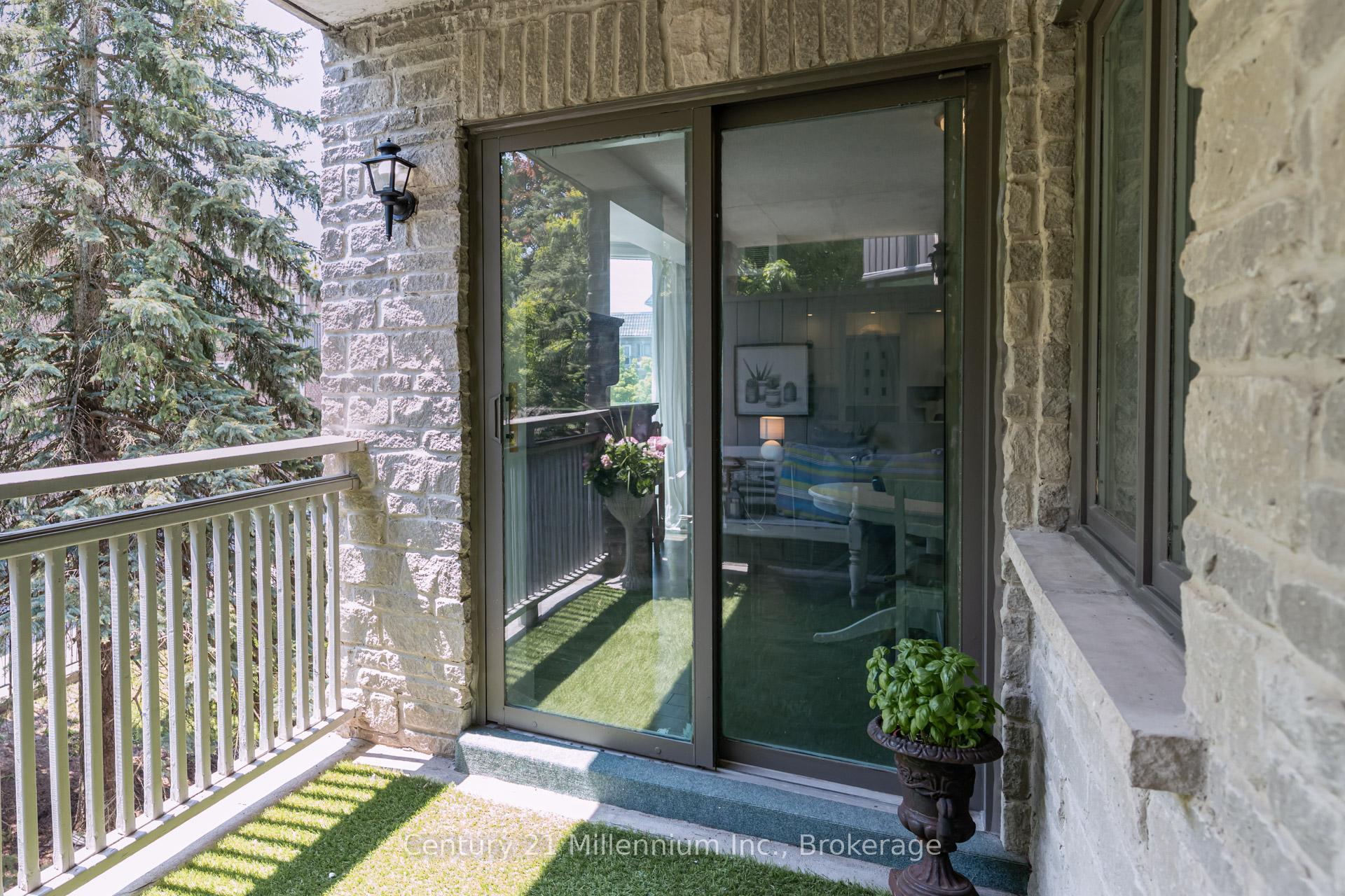 Photo 36 of Unit 204, 21 George Street, Aurora, Aurora Village — HOMEH