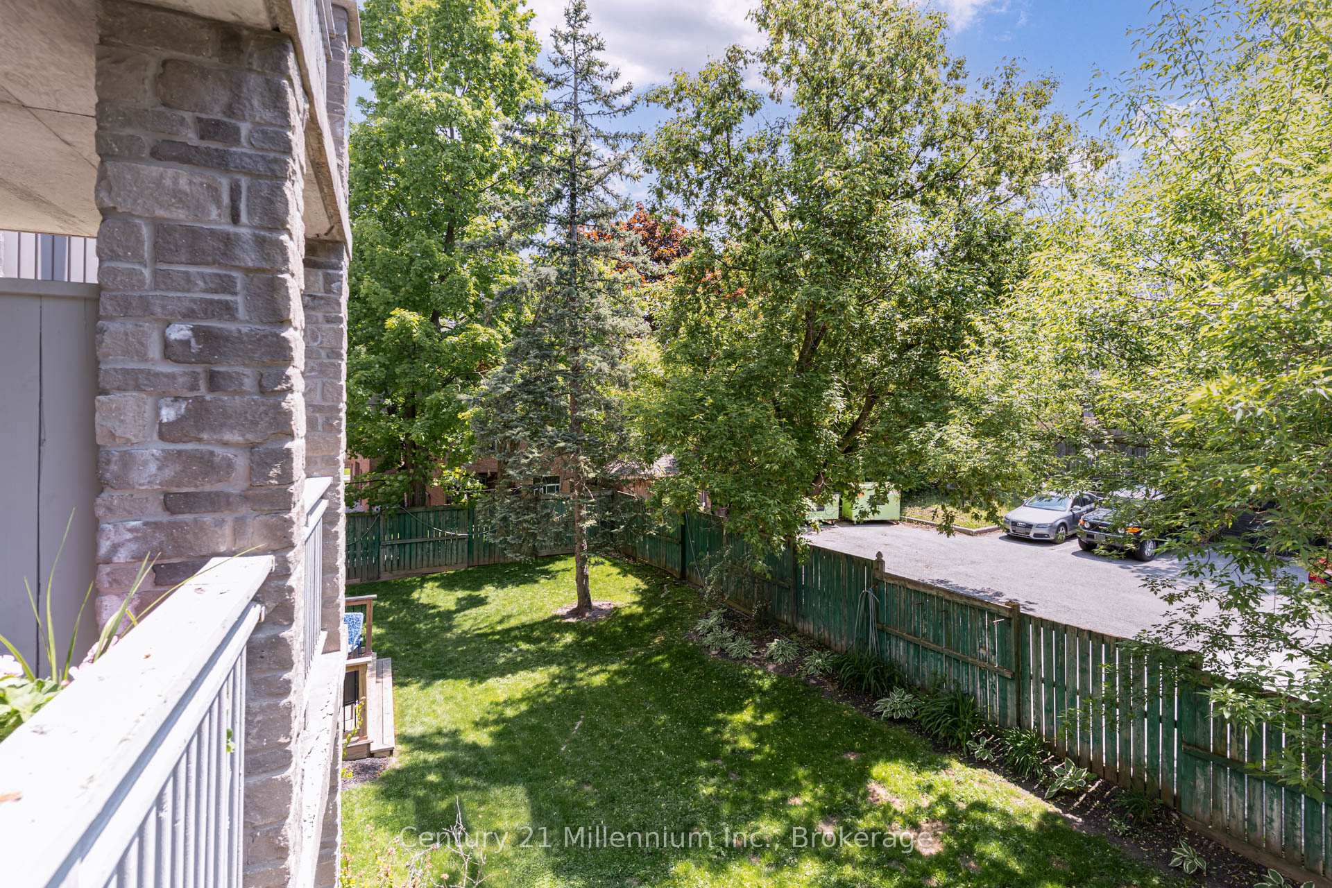 Photo 34 of Unit 204, 21 George Street, Aurora, Aurora Village — HOMEH