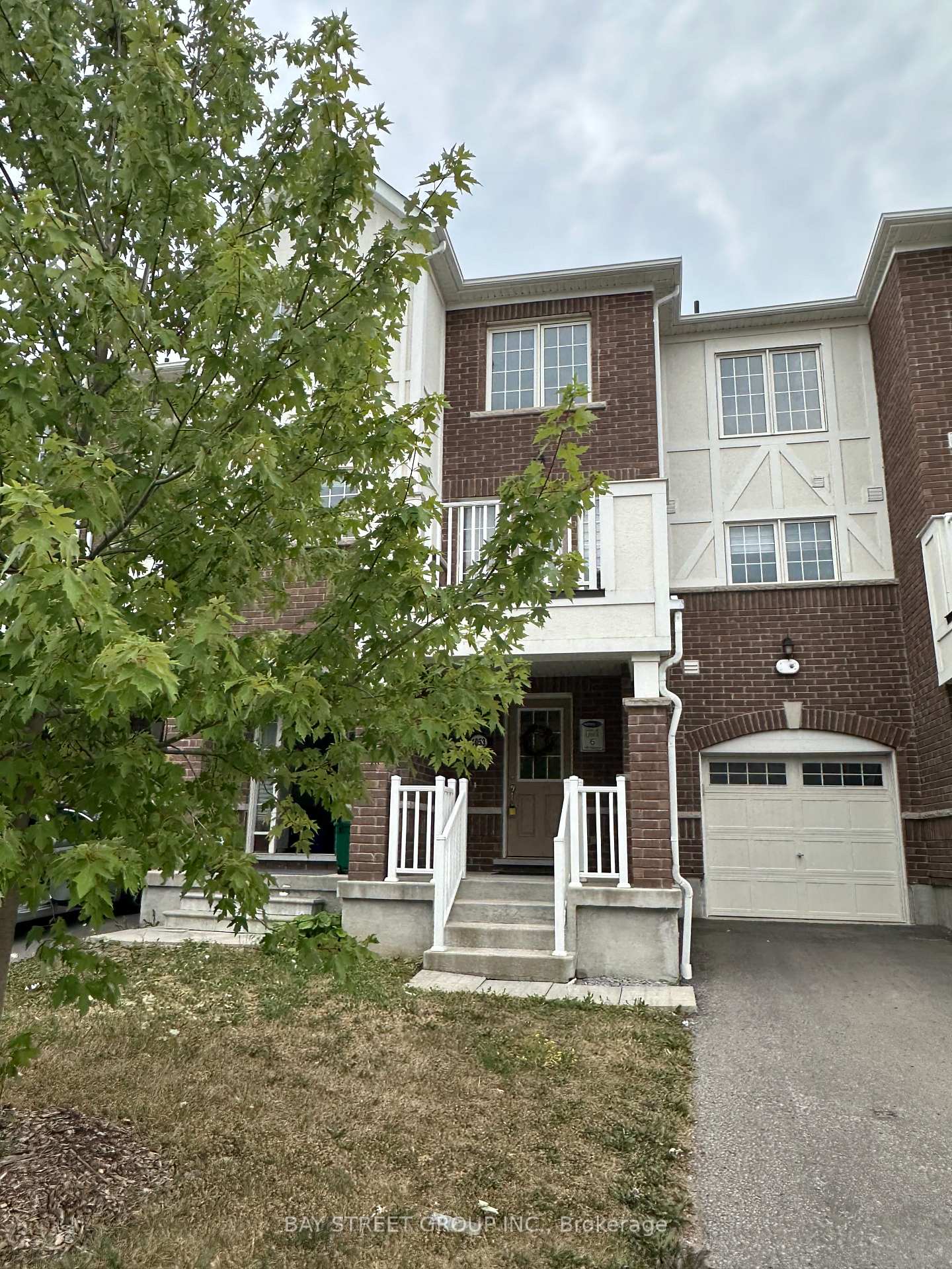 Photo 3 of 1053 Clipper Lane, Pickering, Rural Pickering — HOMEH