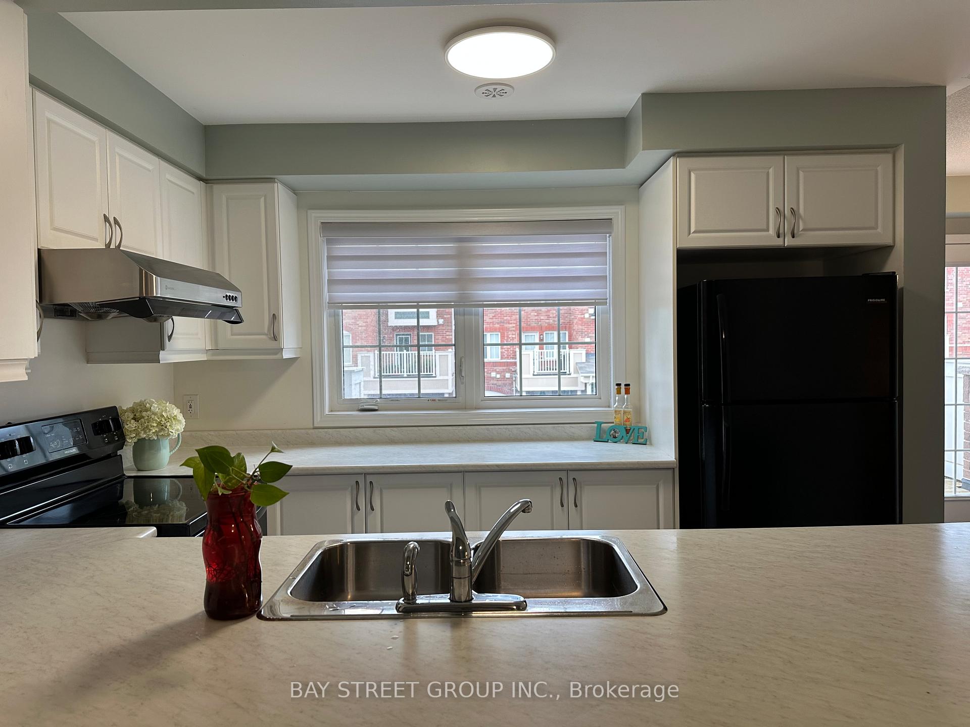 Photo 13 of 1053 Clipper Lane, Pickering, Rural Pickering — HOMEH