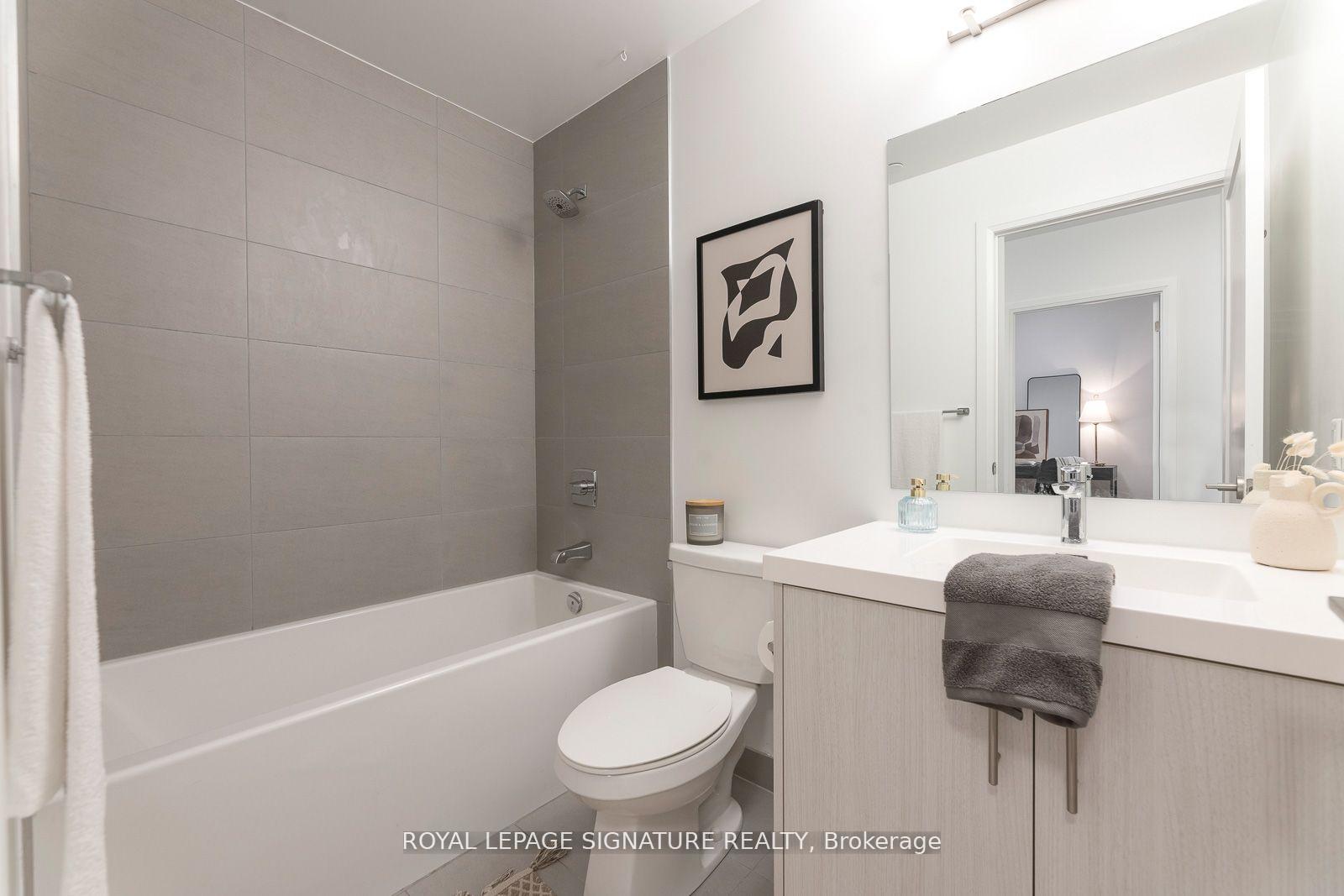 Photo 5 of Unit 809, 286 Main Street, Toronto, East End-Danforth — HOMEH