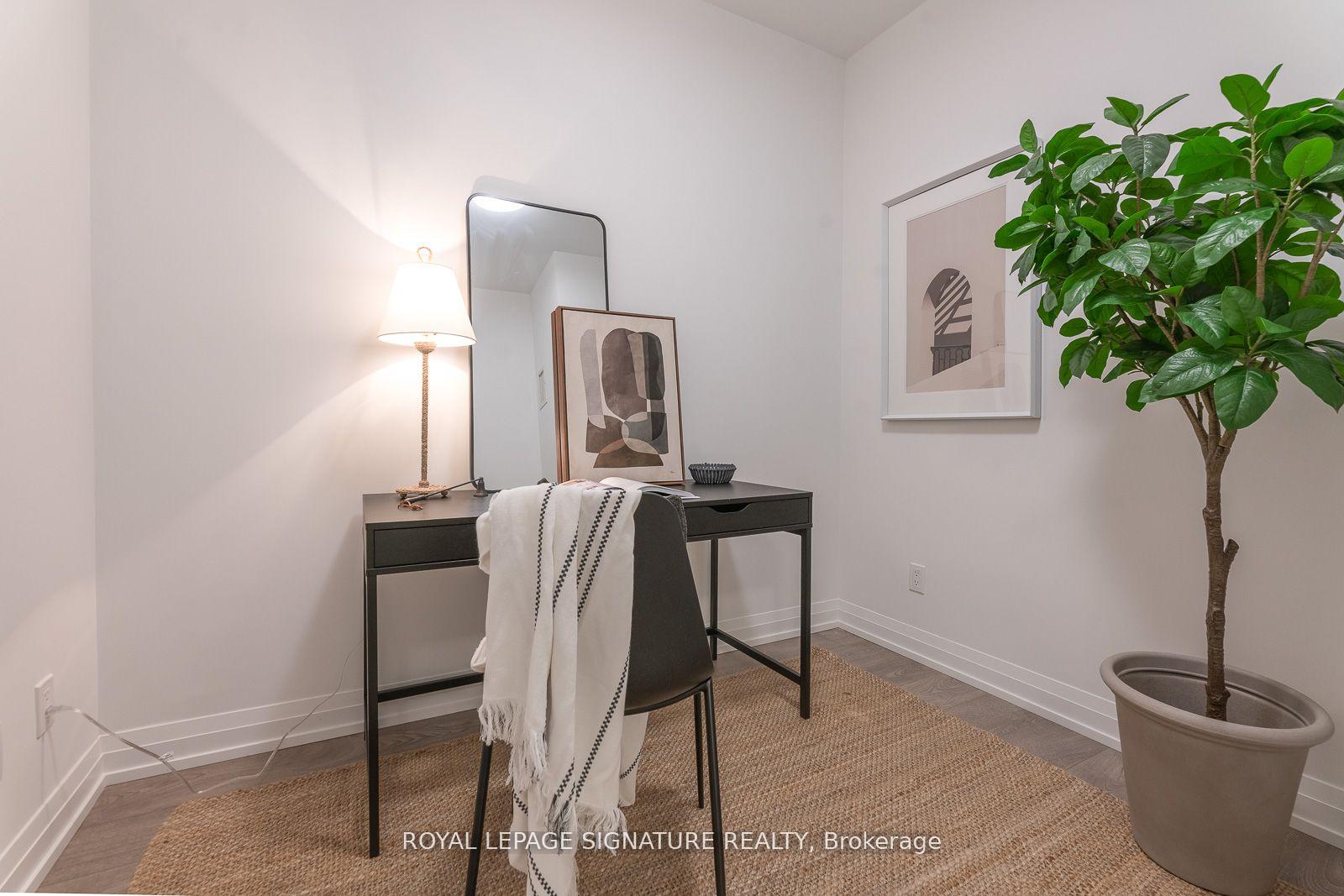 Photo 4 of Unit 809, 286 Main Street, Toronto, East End-Danforth — HOMEH