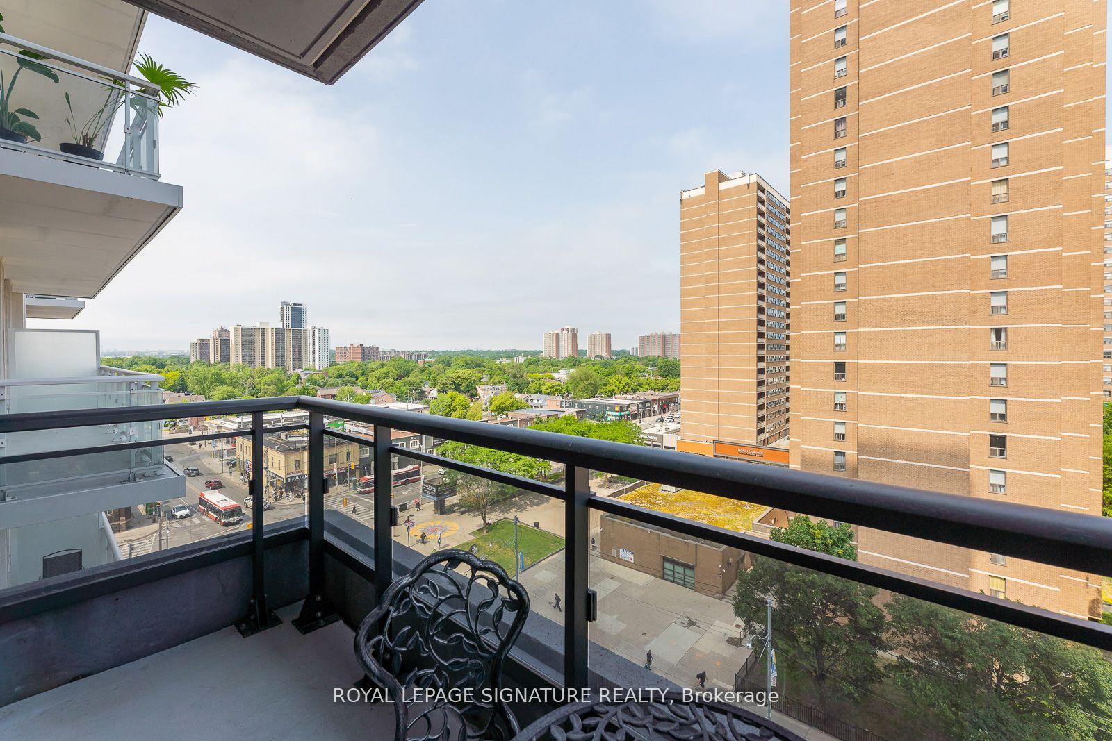Photo 17 of Unit 809, 286 Main Street, Toronto, East End-Danforth — HOMEH