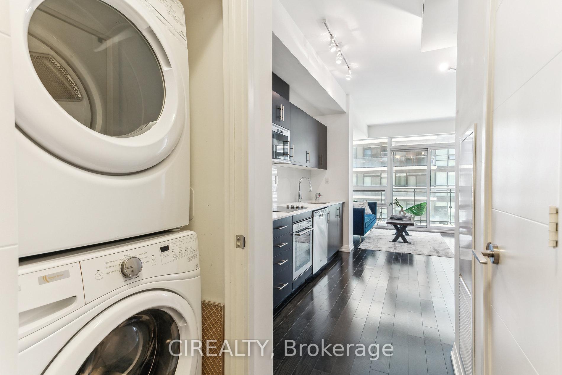 Photo 15 of Unit 1532, 460 Adelaide Street E, Toronto, Moss Park — HOMEH