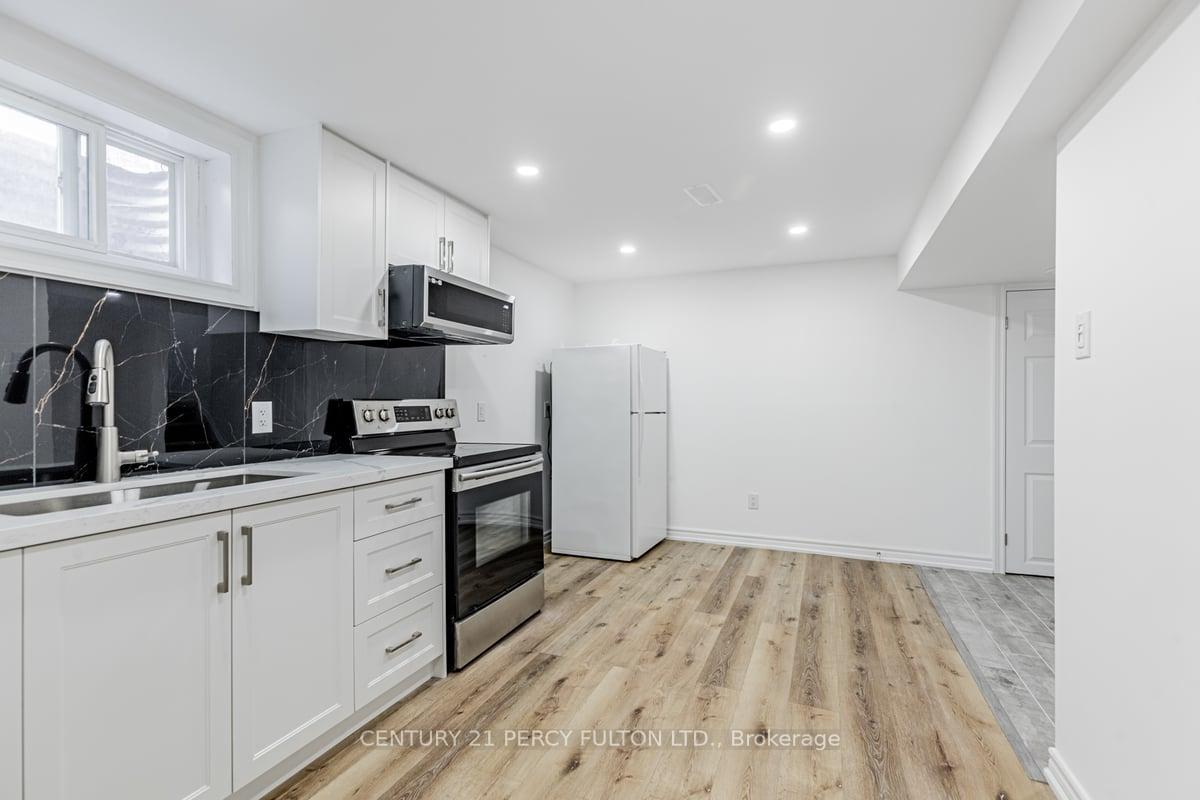 Photo 8 of Unit Bsmt., 1609 Jaywin Circle E, Pickering, Village East — HOMEH