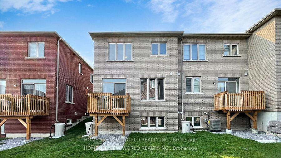 Photo 32 of 969 Elizabeth Mackenzie Drive, Pickering, Rural Pickering — HOMEH