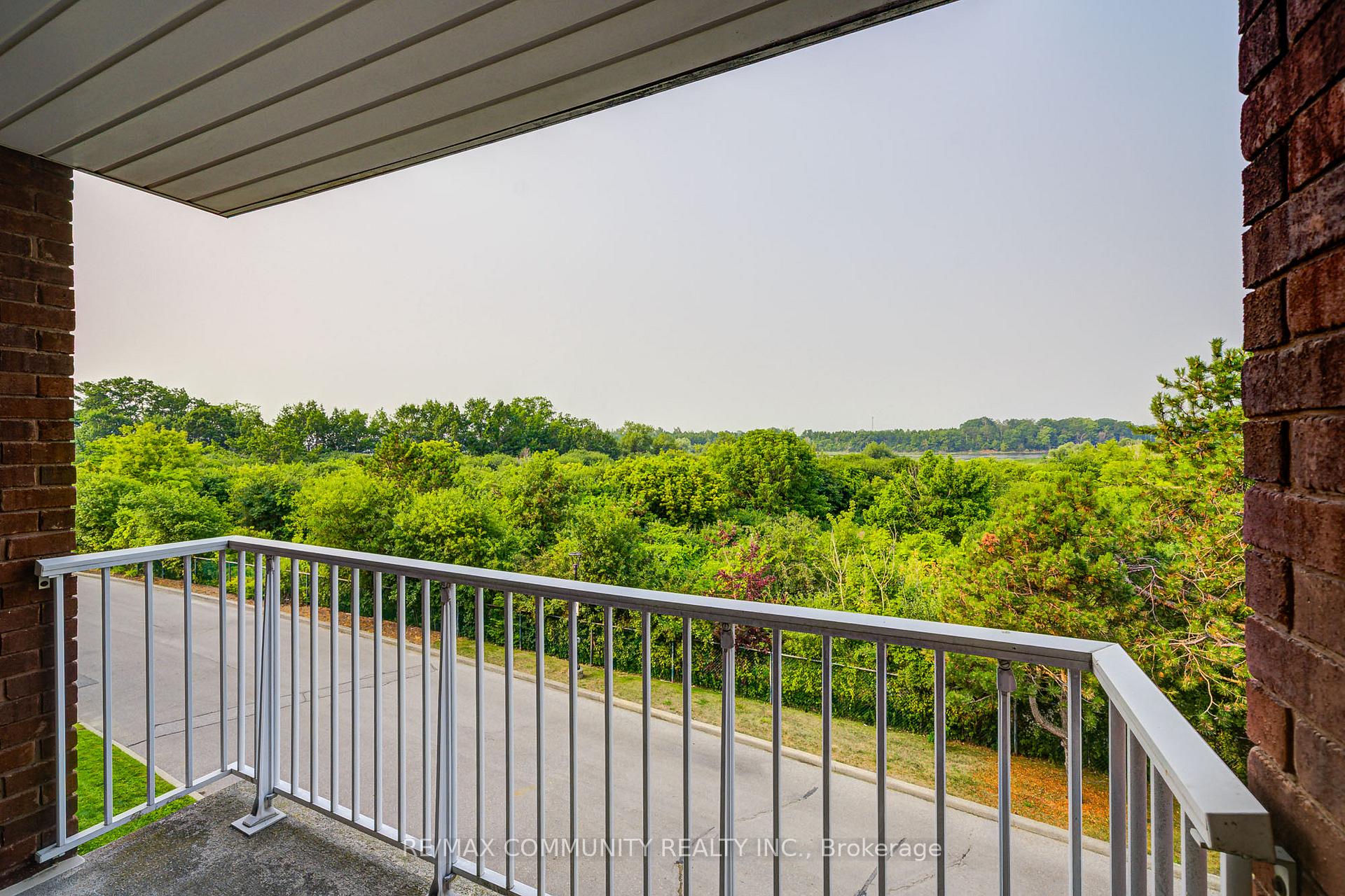Photo 29 of Unit 304, 191 Lake Driveway, Ajax, South West — HOMEH