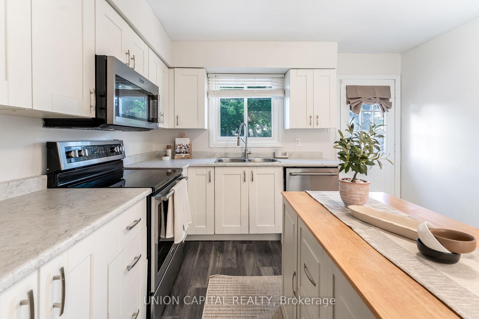 Photo 15 of 350 Hollywood Drive, Georgina, Keswick South — HOMEH