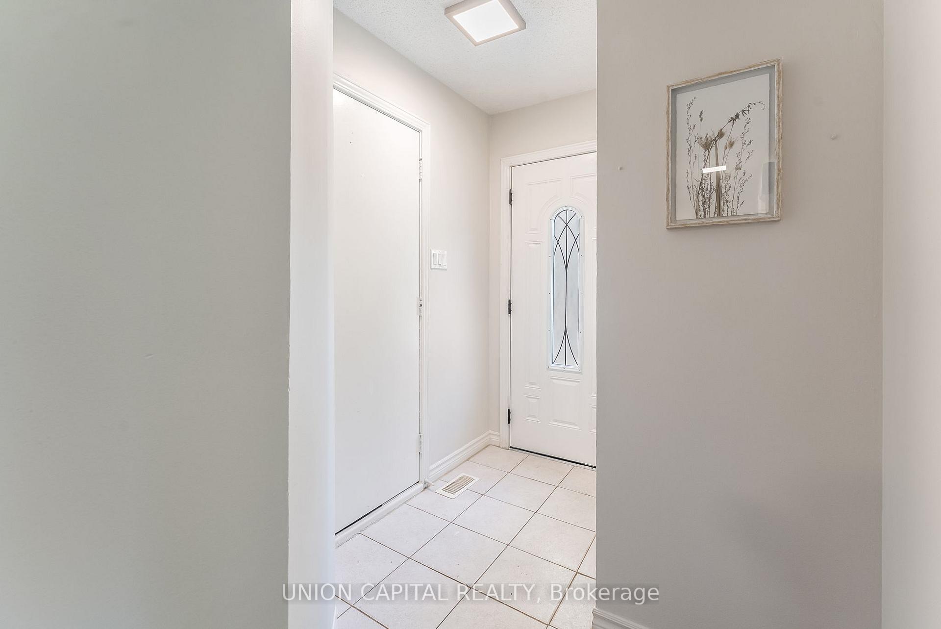 Photo 20 of 350 Hollywood Drive, Georgina, Keswick South — HOMEH
