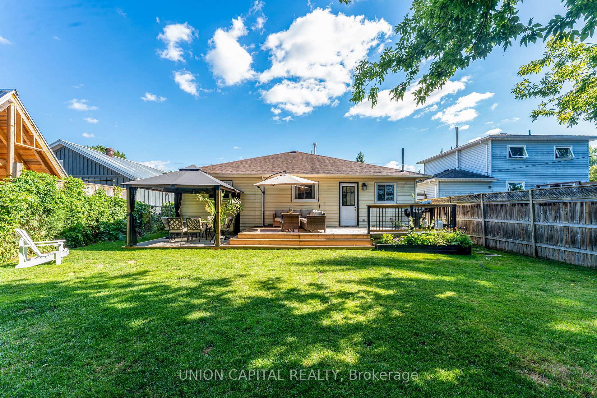 Photo 23 of 350 Hollywood Drive, Georgina, Keswick South — HOMEH