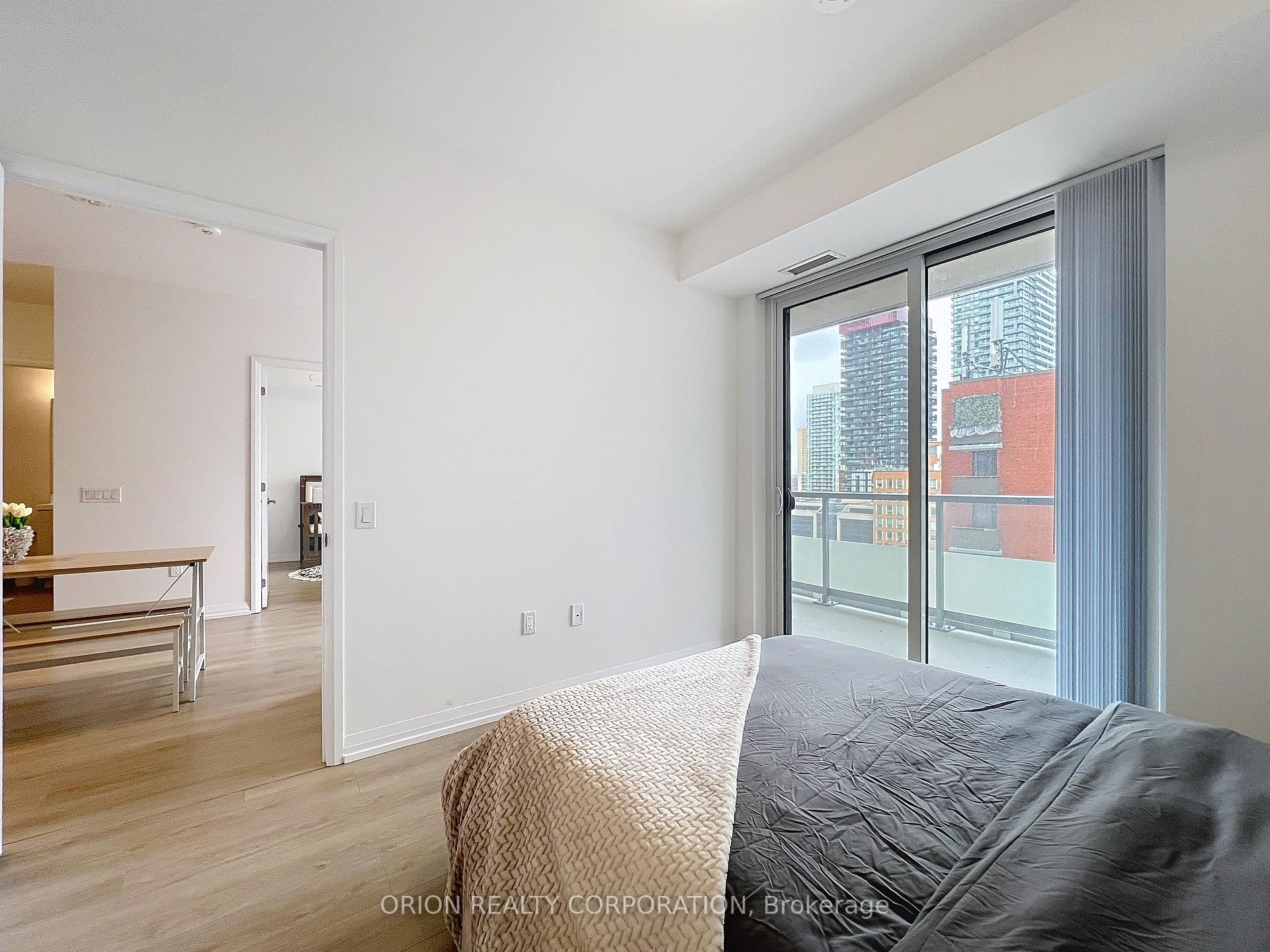 Photo 19 of Unit 1618, 50 Dunfield Avenue, Toronto, Mount Pleasant East — HOMEH