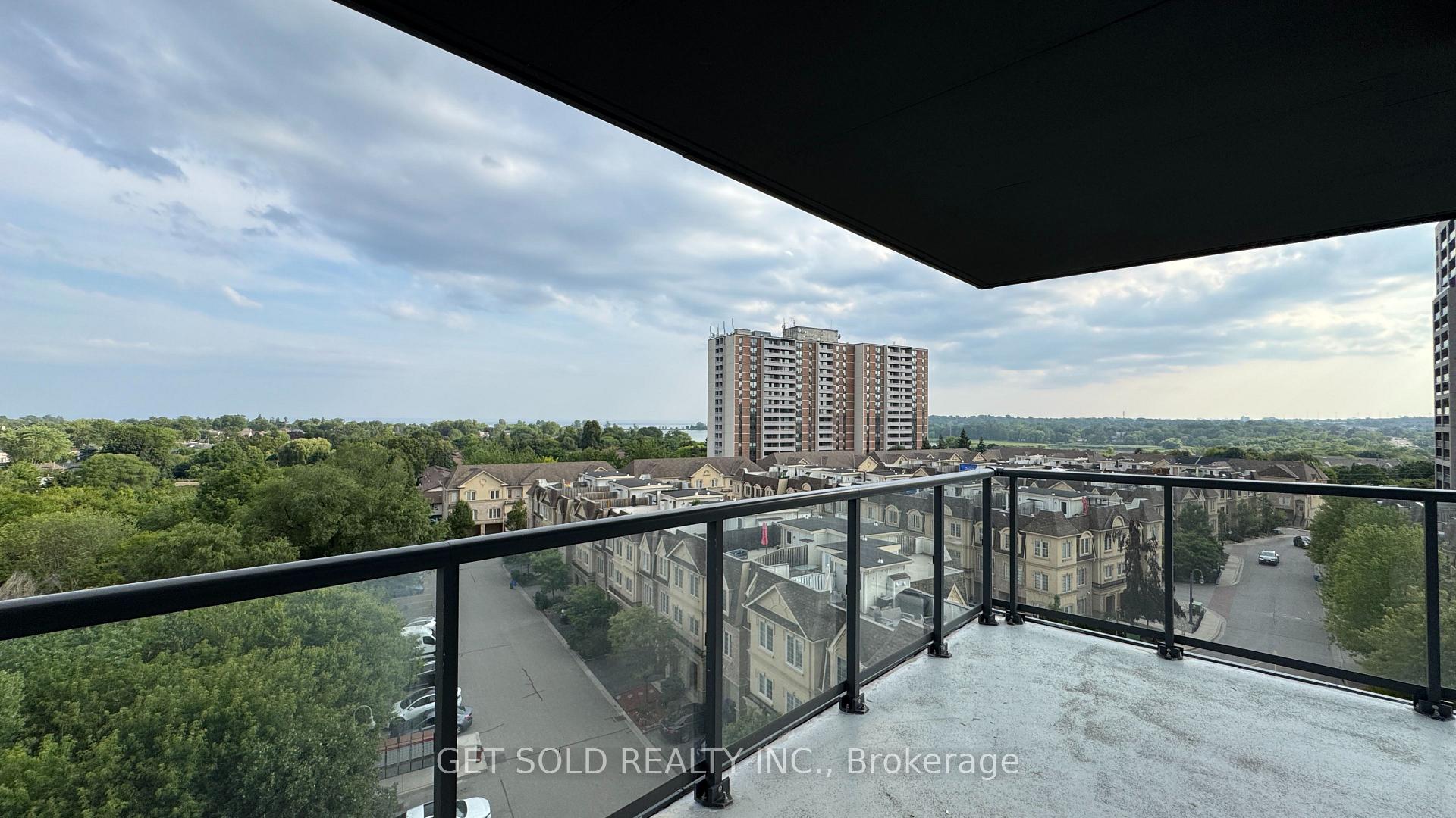 Photo 6 of Unit 707, 1255 Bayly Street, Pickering, Bay Ridges — HOMEH