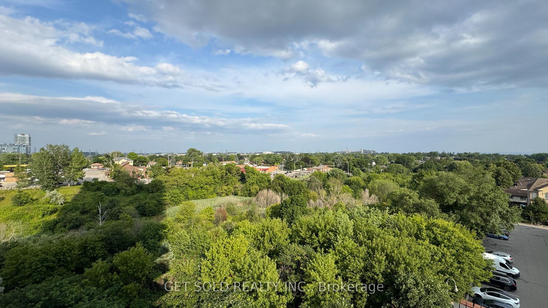 Photo 7 of Unit 707, 1255 Bayly Street, Pickering, Bay Ridges — HOMEH