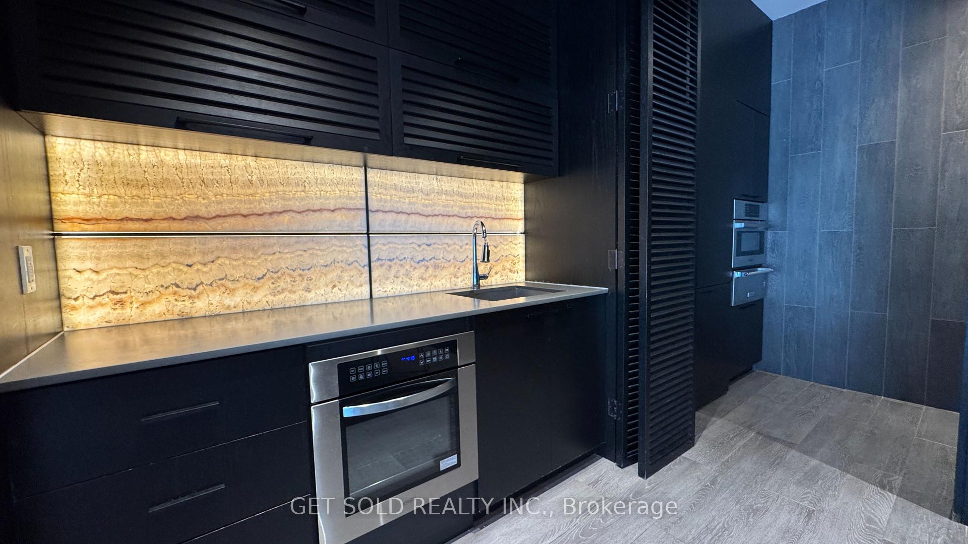 Photo 25 of Unit 707, 1255 Bayly Street, Pickering, Bay Ridges — HOMEH
