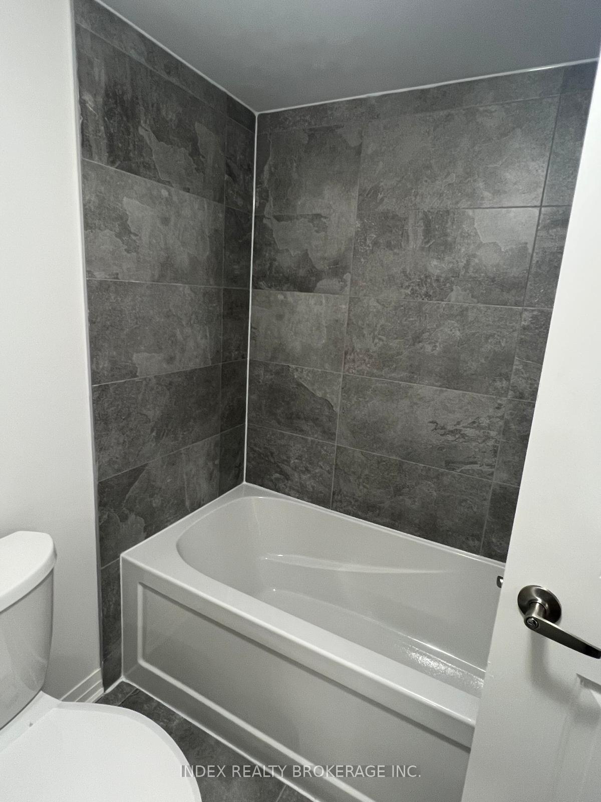 Photo 12 of 1610 Pleasure Valley Path, Oshawa, Samac — HOMEH