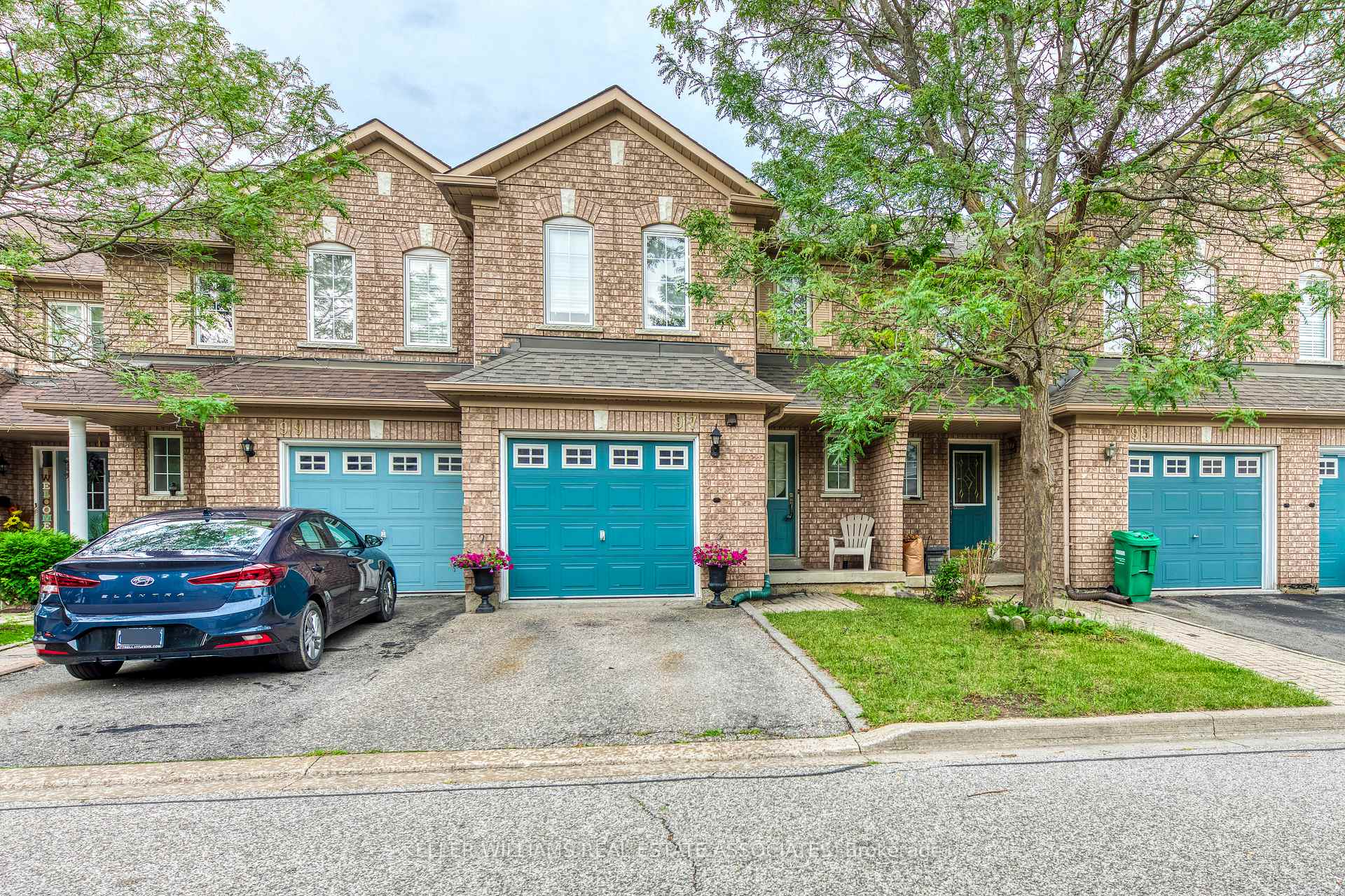 Photo 1 of Unit 97, 9900 McLaughlin Road N, Brampton, Fletcher's Creek Village — HOMEH