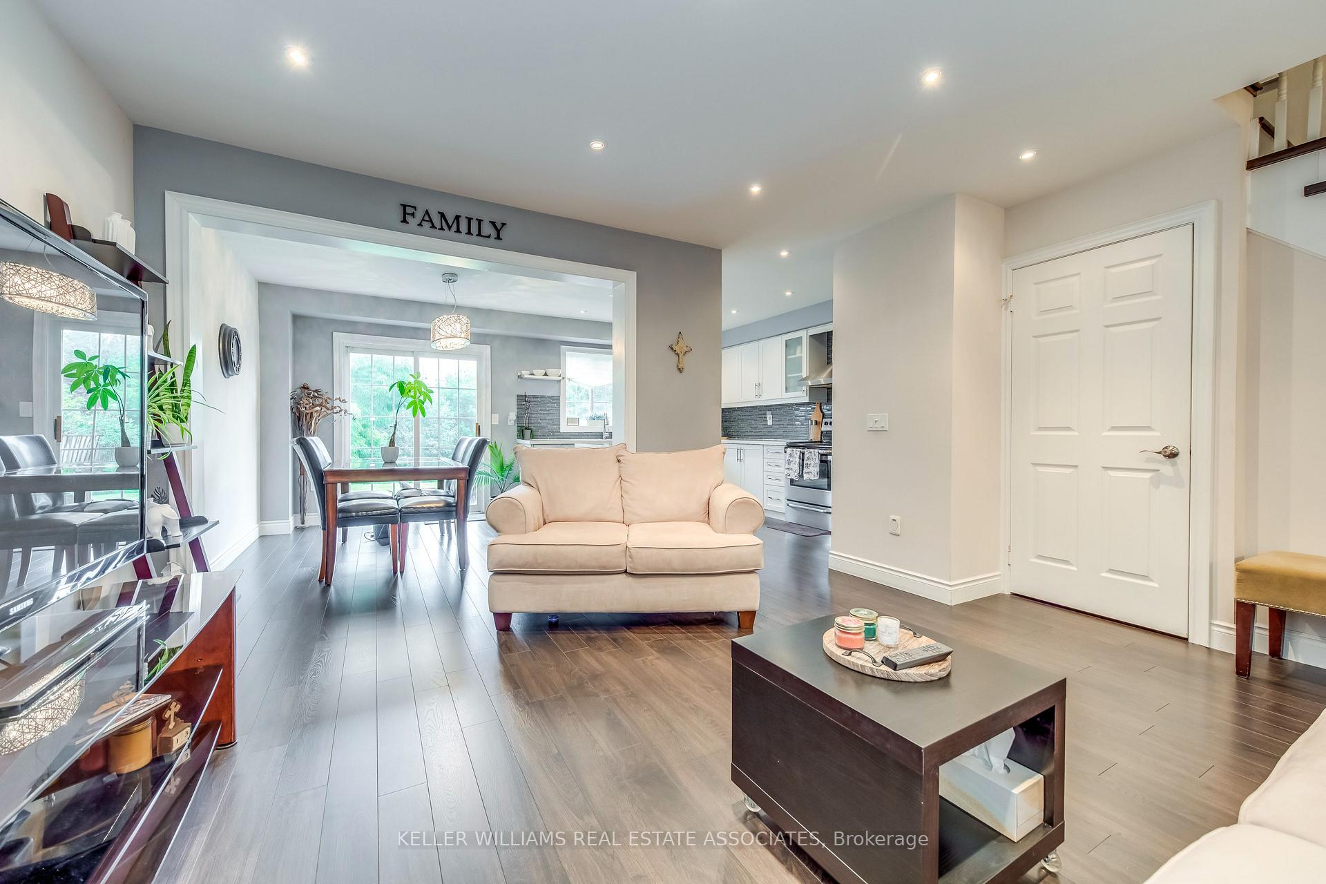 Photo 16 of Unit 97, 9900 McLaughlin Road N, Brampton, Fletcher's Creek Village — HOMEH