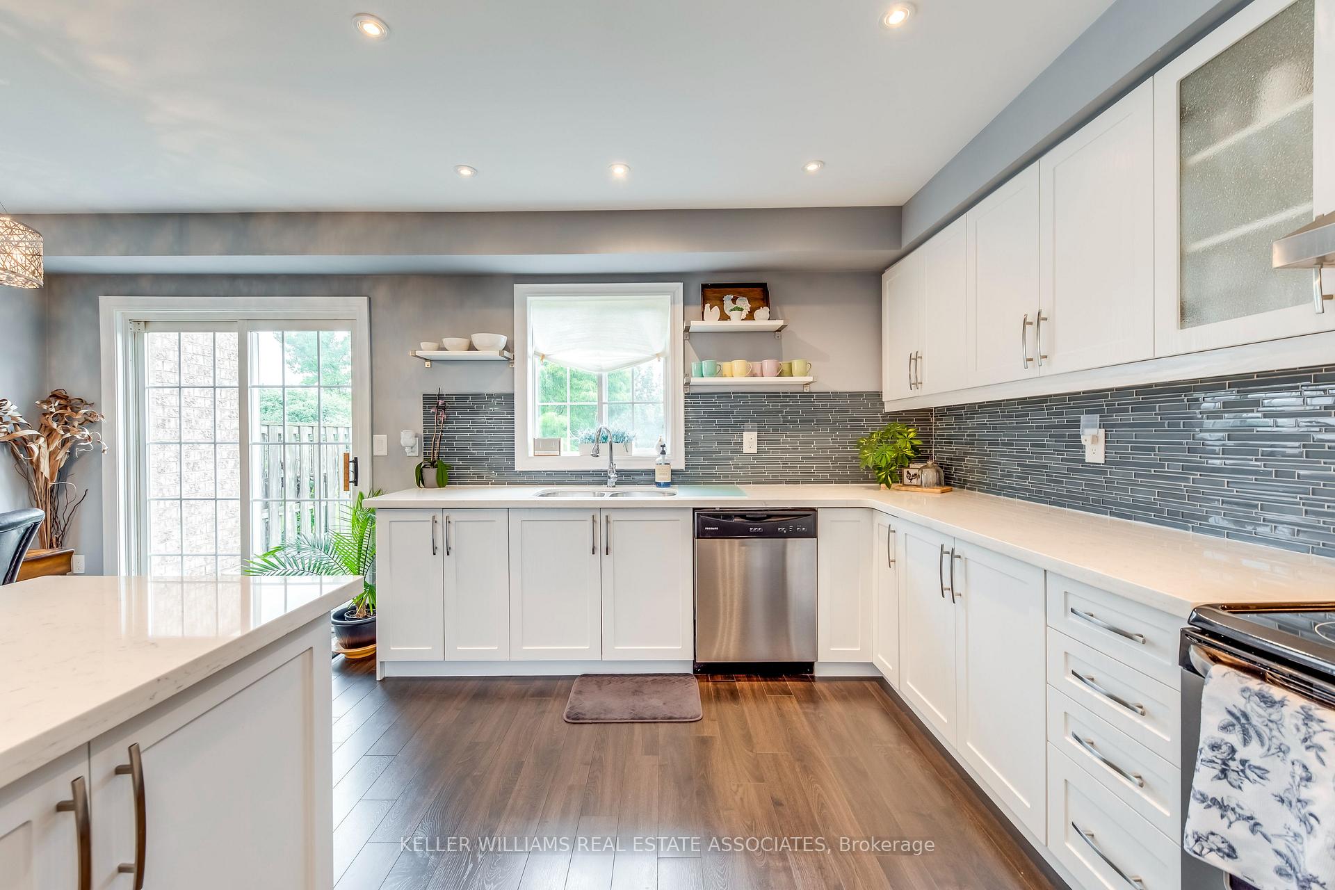 Photo 15 of Unit 97, 9900 McLaughlin Road N, Brampton, Fletcher's Creek Village — HOMEH