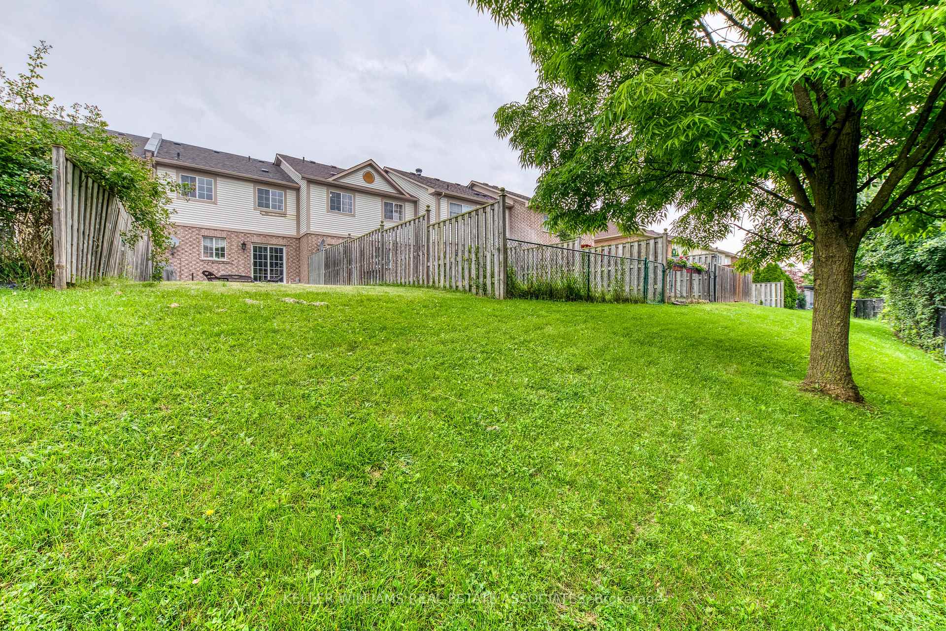 Photo 35 of Unit 97, 9900 McLaughlin Road N, Brampton, Fletcher's Creek Village — HOMEH