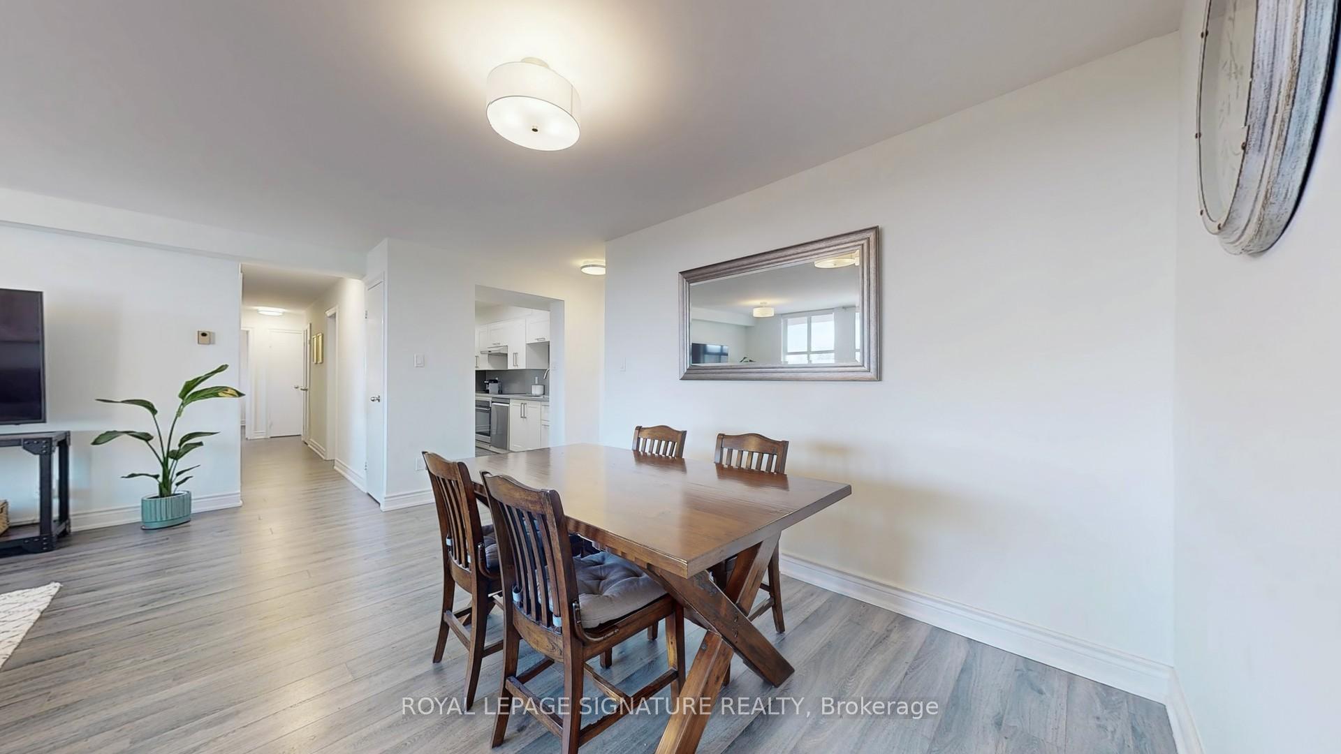 Photo 10 of Unit 508, 80 Inverlochy Boulevard, Markham, Royal Orchard — HOMEH