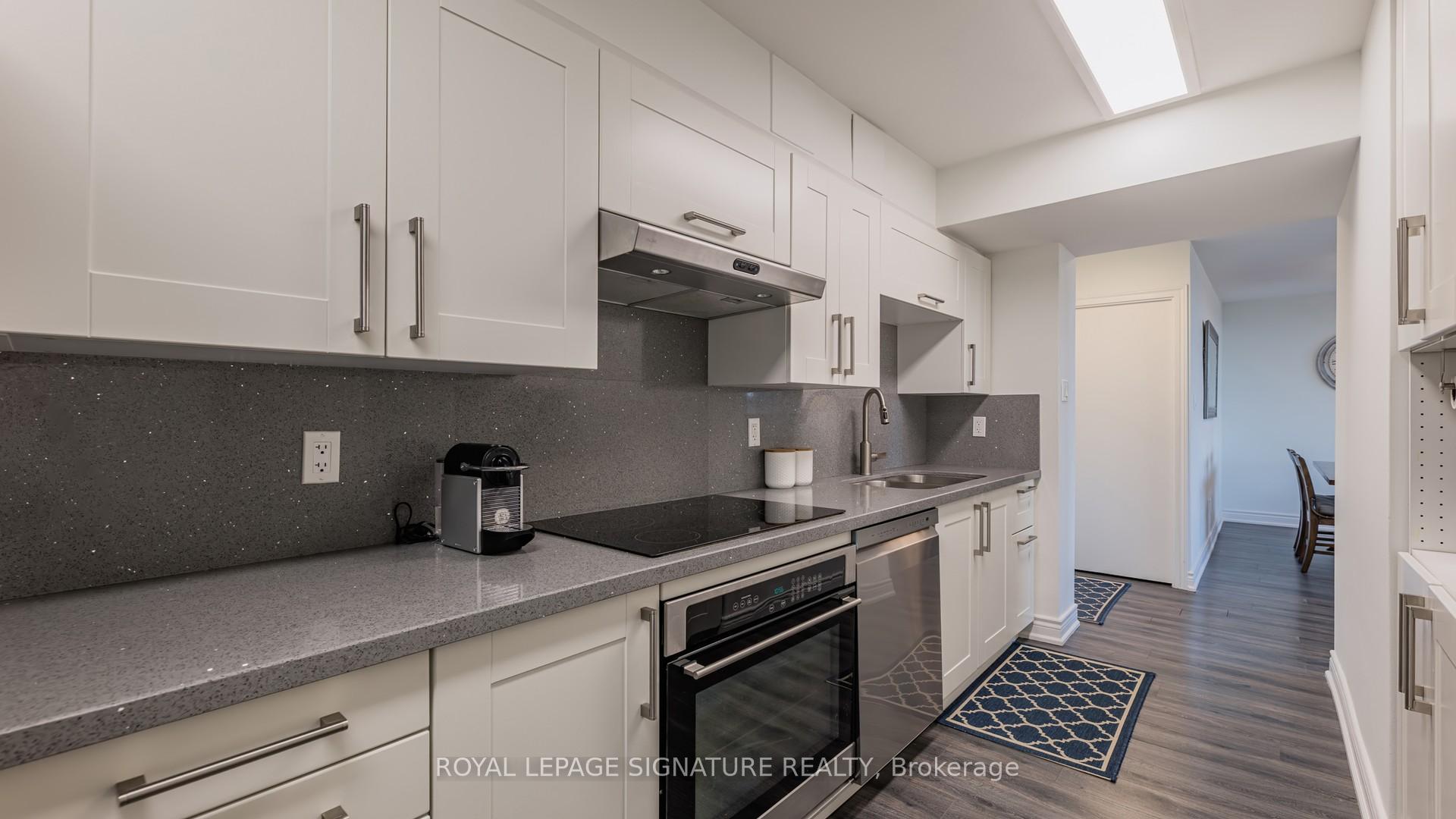 Photo 5 of Unit 508, 80 Inverlochy Boulevard, Markham, Royal Orchard — HOMEH