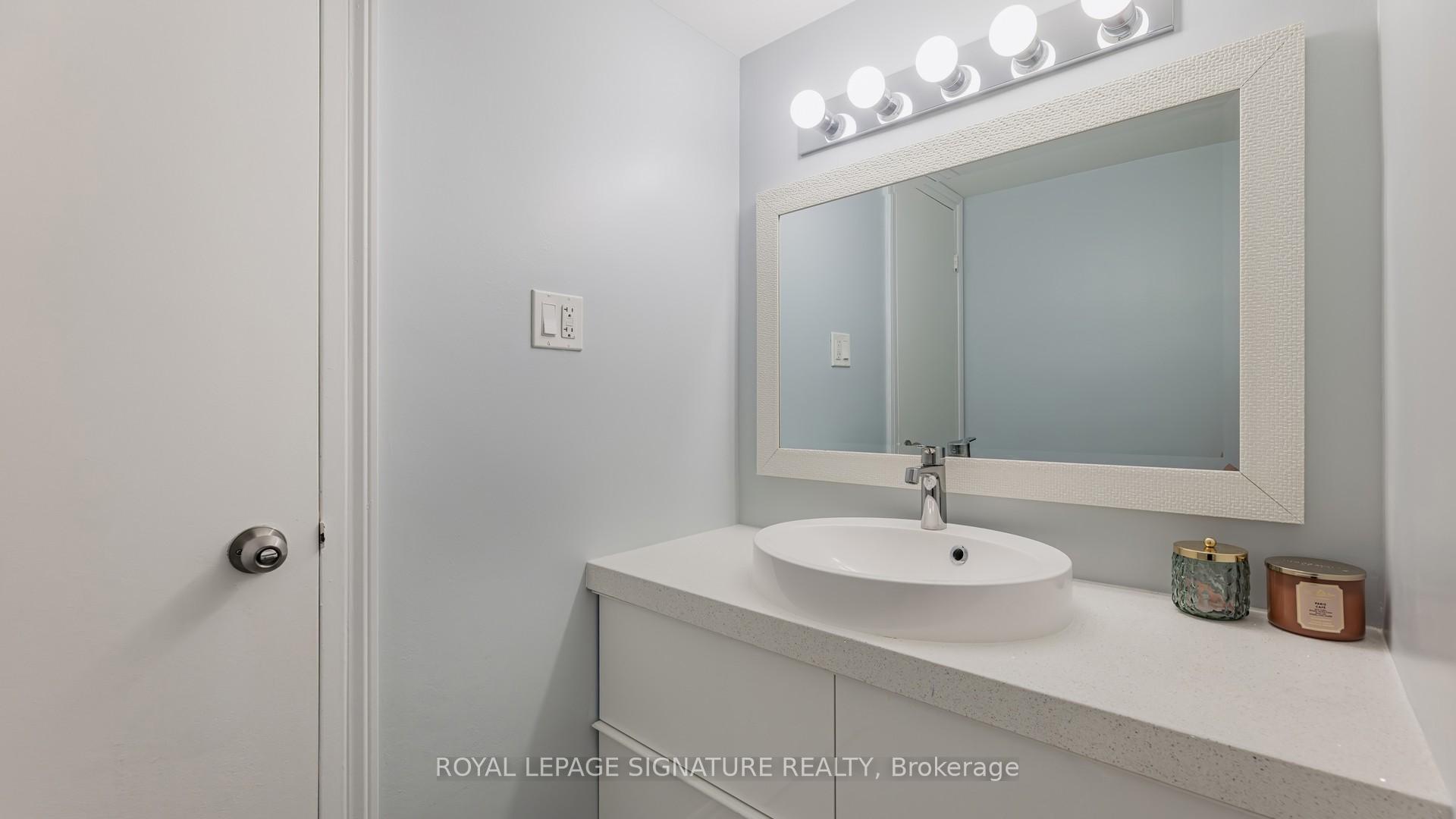 Photo 16 of Unit 508, 80 Inverlochy Boulevard, Markham, Royal Orchard — HOMEH