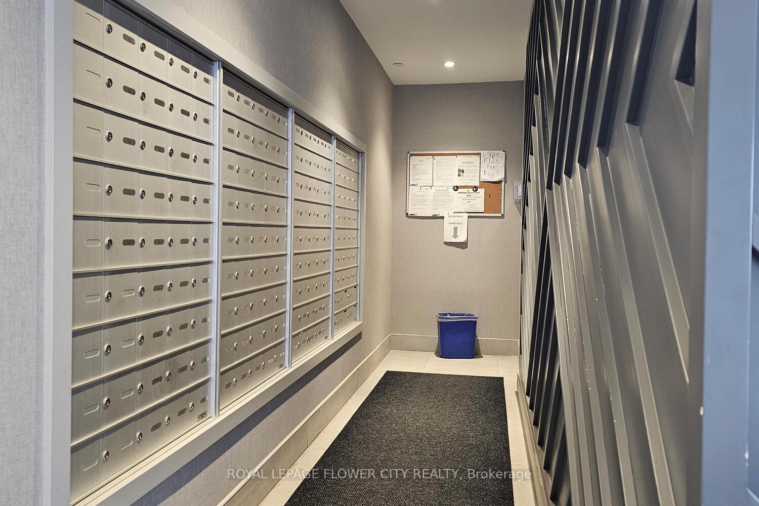 Photo 5 of Unit 307, 200 Lagerfeld Drive, Brampton, Northwest Brampton — HOMEH