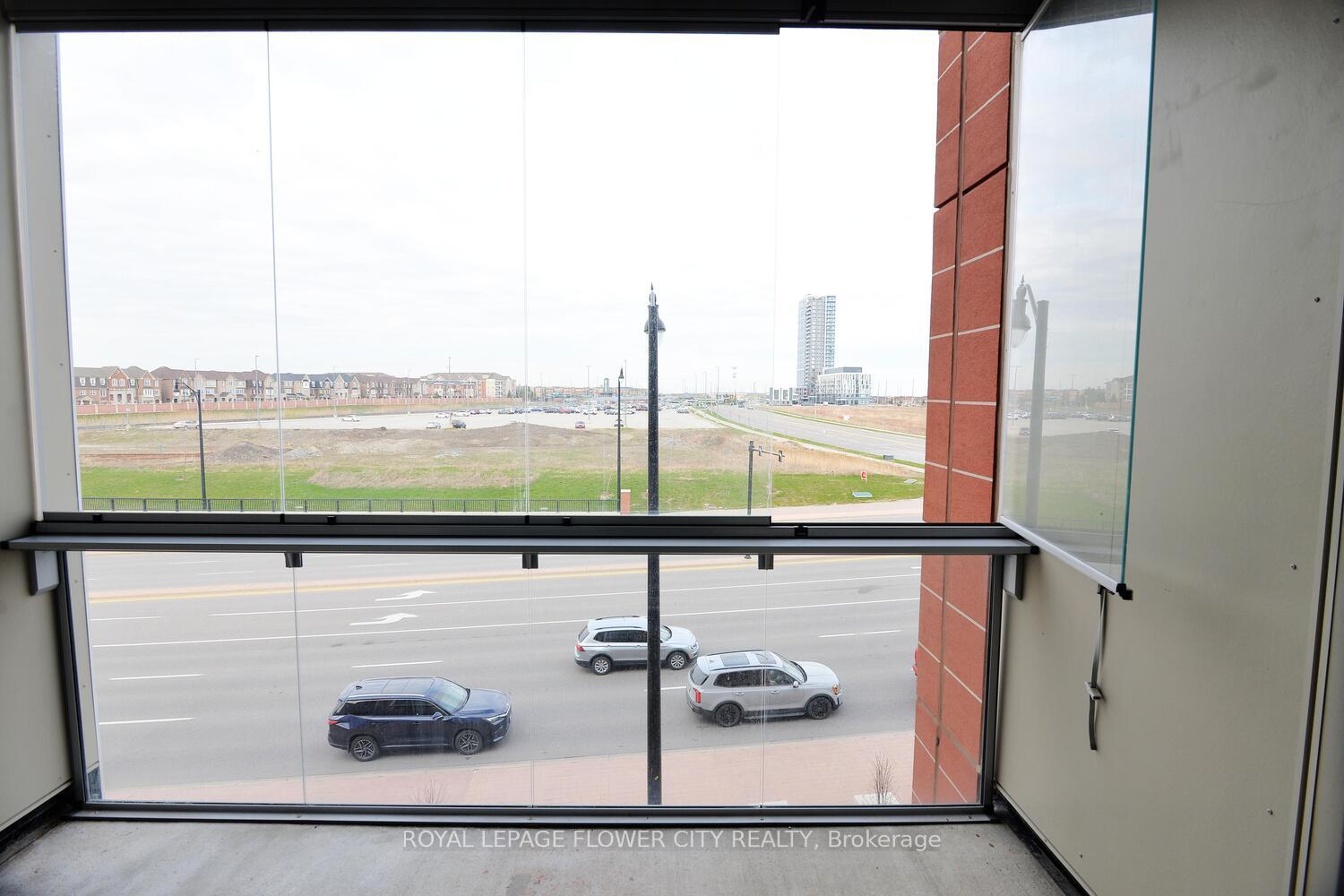 Photo 33 of Unit 307, 200 Lagerfeld Drive, Brampton, Northwest Brampton — HOMEH