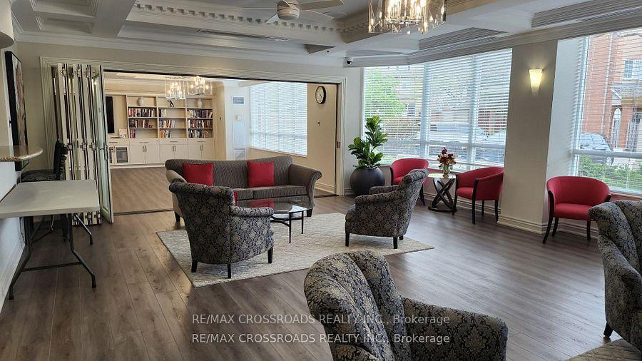 Photo 5 of Unit 1412, 1000 The Esplanade North, Pickering, Town Centre — HOMEH