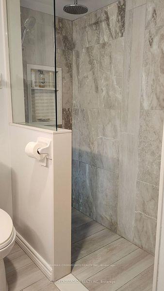 Photo 13 of Unit 1412, 1000 The Esplanade North, Pickering, Town Centre — HOMEH