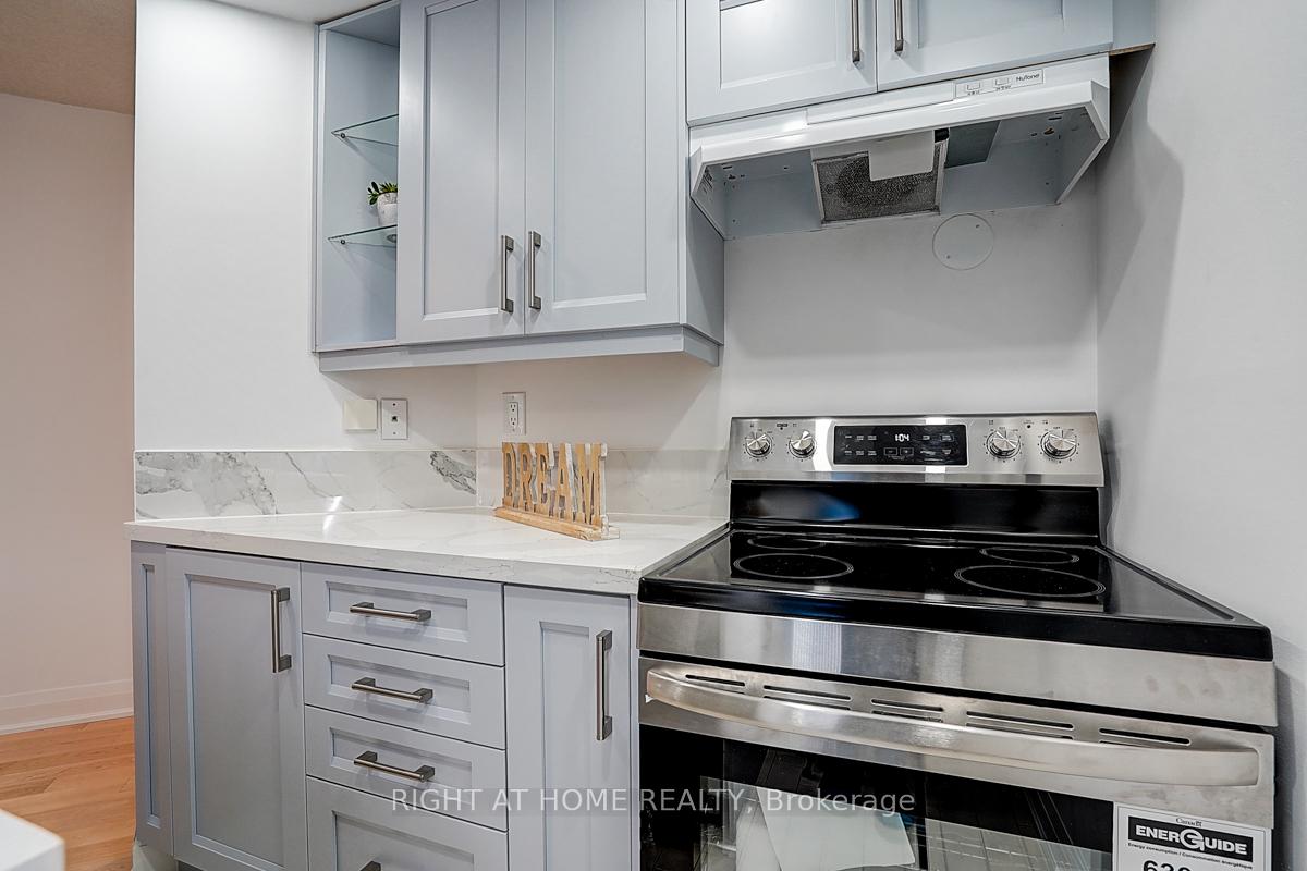Photo 14 of Unit 718, 222 The Esplanade, Toronto, Waterfront Communities — HOMEH