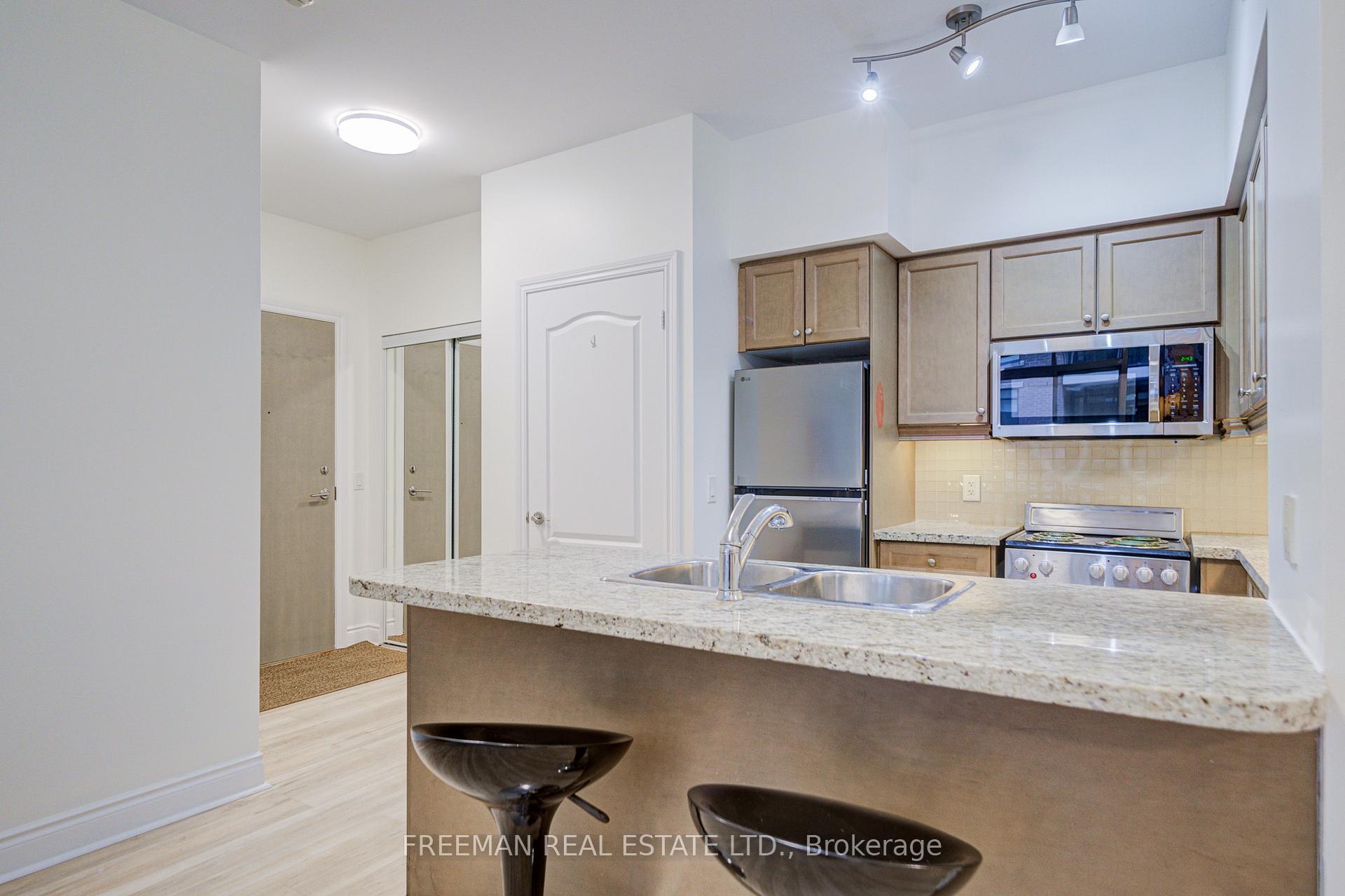 Photo 12 of Unit 201, 319 Merton Street, Toronto, Mount Pleasant West — HOMEH