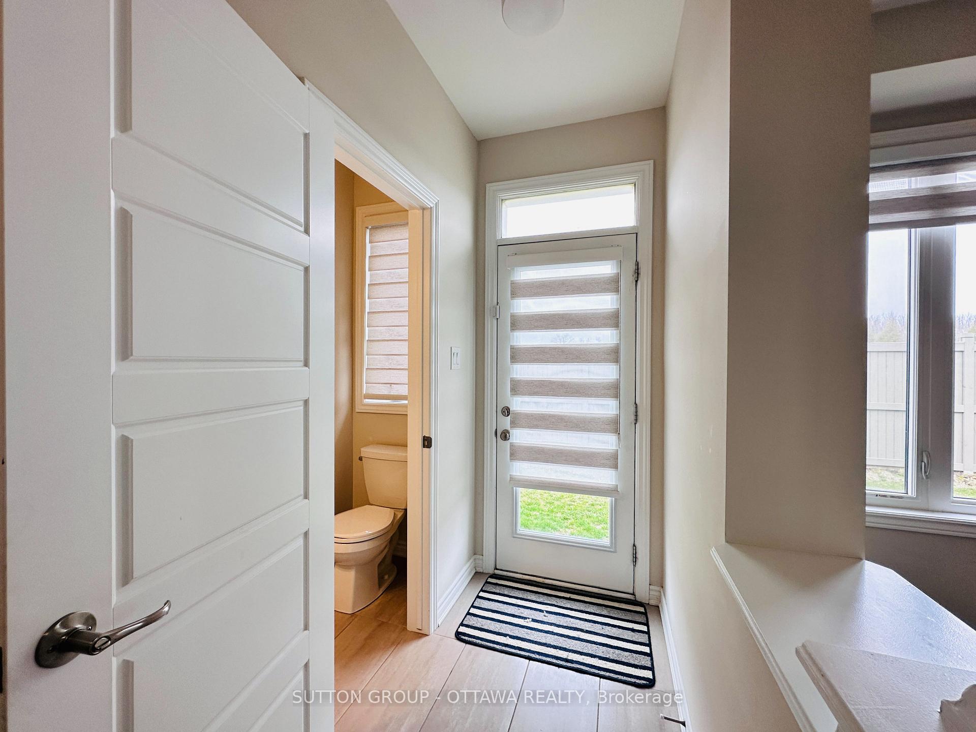 Photo 2 of 1140 Apolune Street, Ottawa, Barrhaven - Half Moon Bay — HOMEH