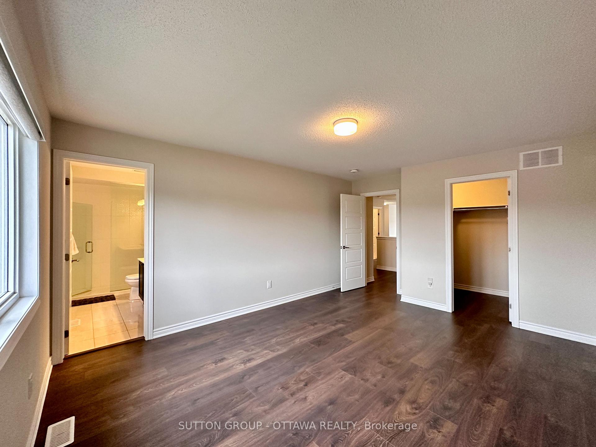 Photo 15 of 1140 Apolune Street, Ottawa, Barrhaven - Half Moon Bay — HOMEH