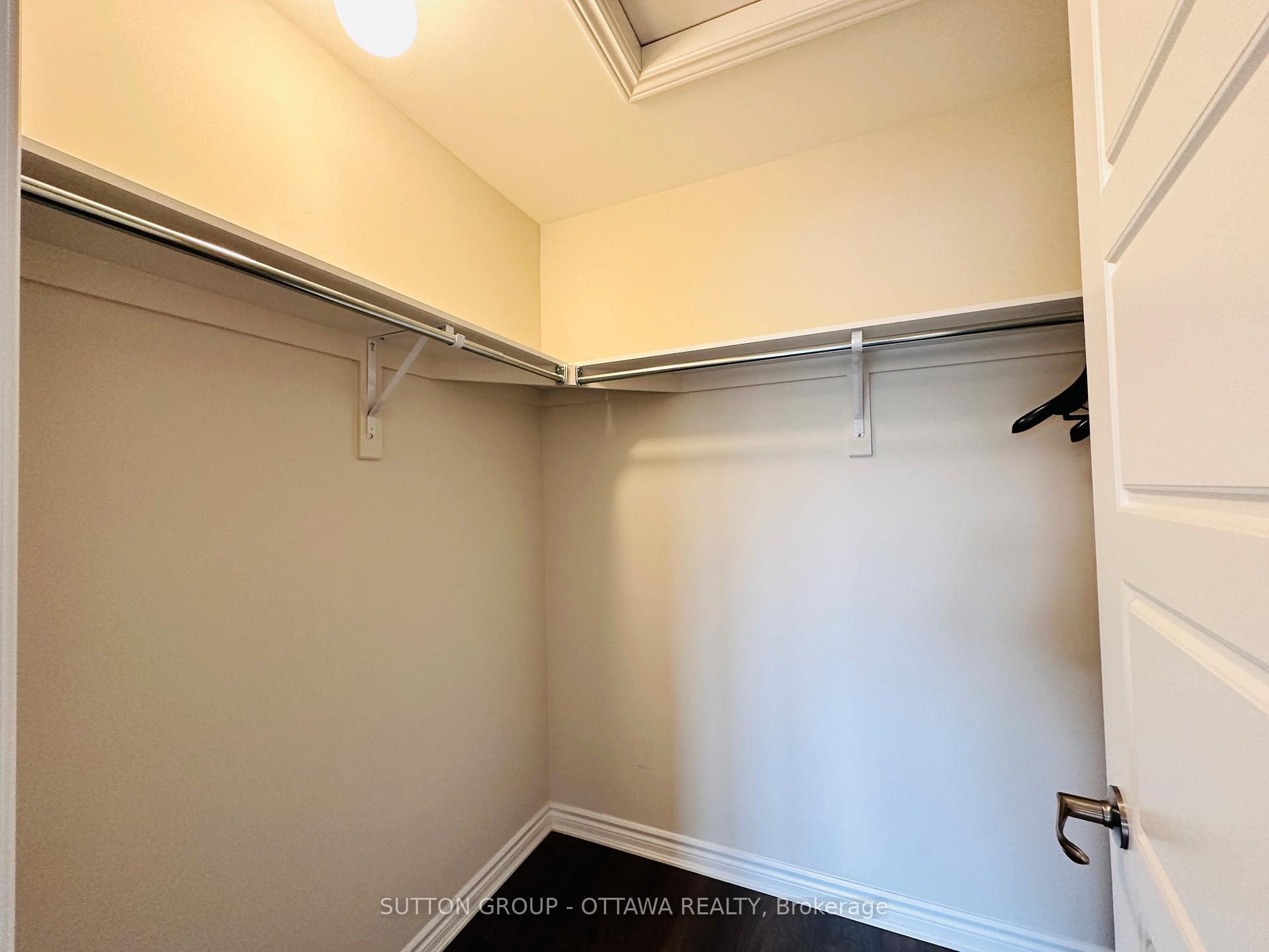 Photo 18 of 1140 Apolune Street, Ottawa, Barrhaven - Half Moon Bay — HOMEH