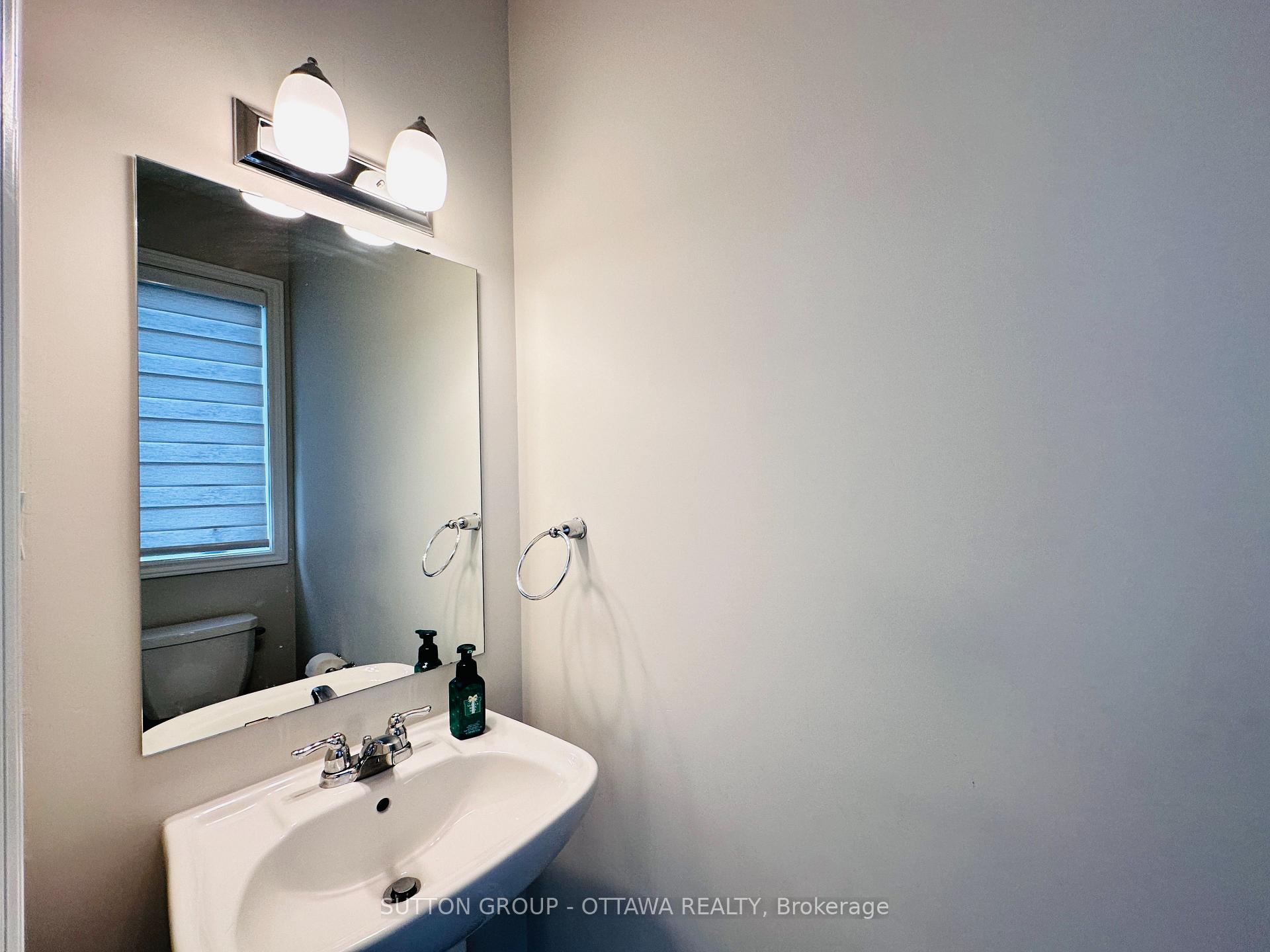 Photo 22 of 1140 Apolune Street, Ottawa, Barrhaven - Half Moon Bay — HOMEH