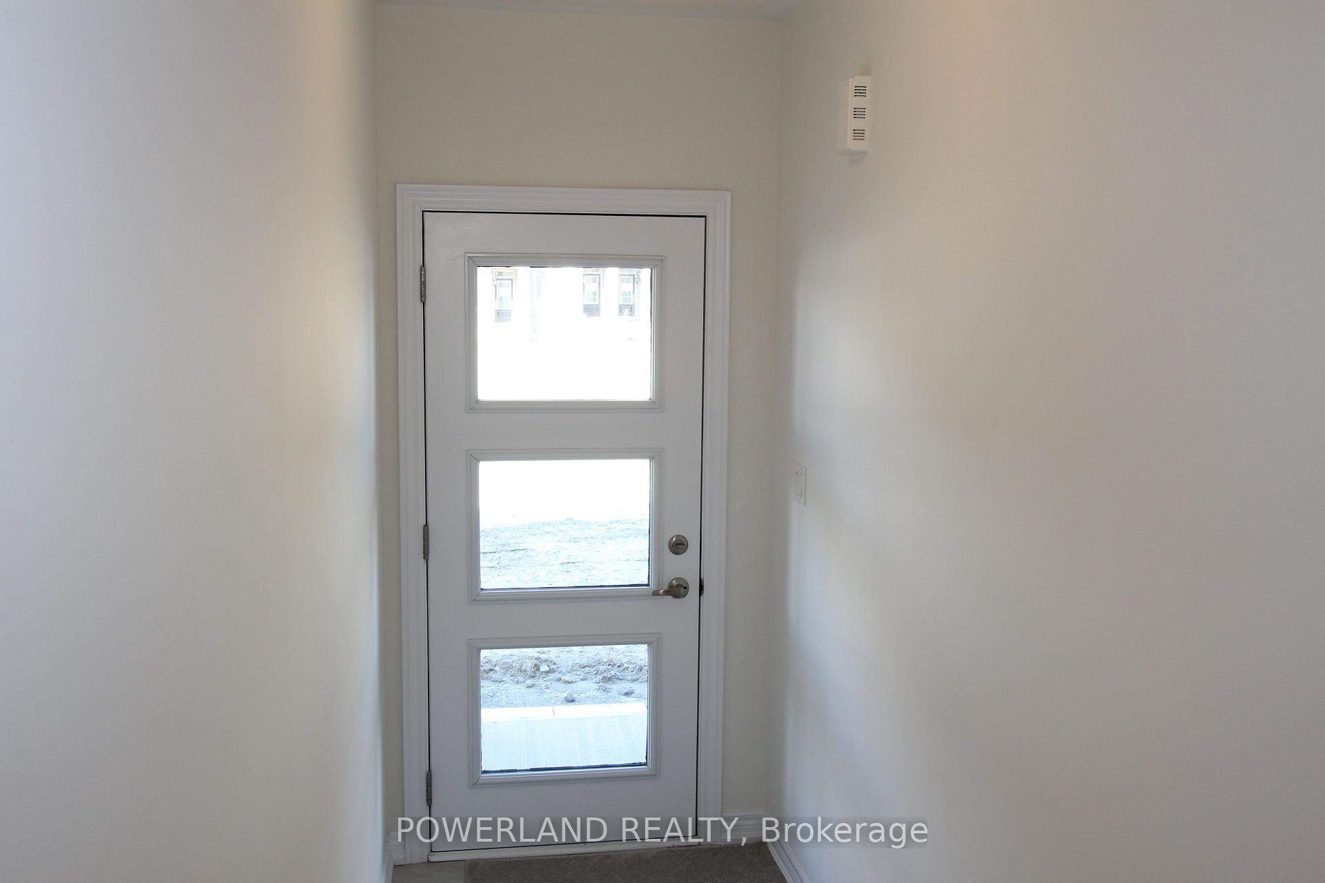 Photo 4 of 2865 Whites Road, Pickering, Rural Pickering — HOMEH