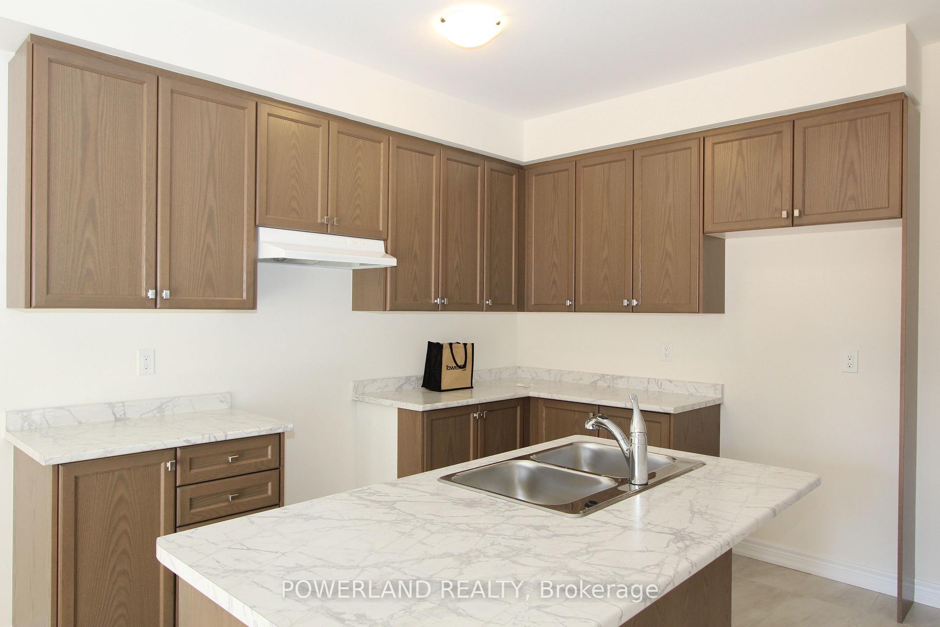 Photo 11 of 2865 Whites Road, Pickering, Rural Pickering — HOMEH