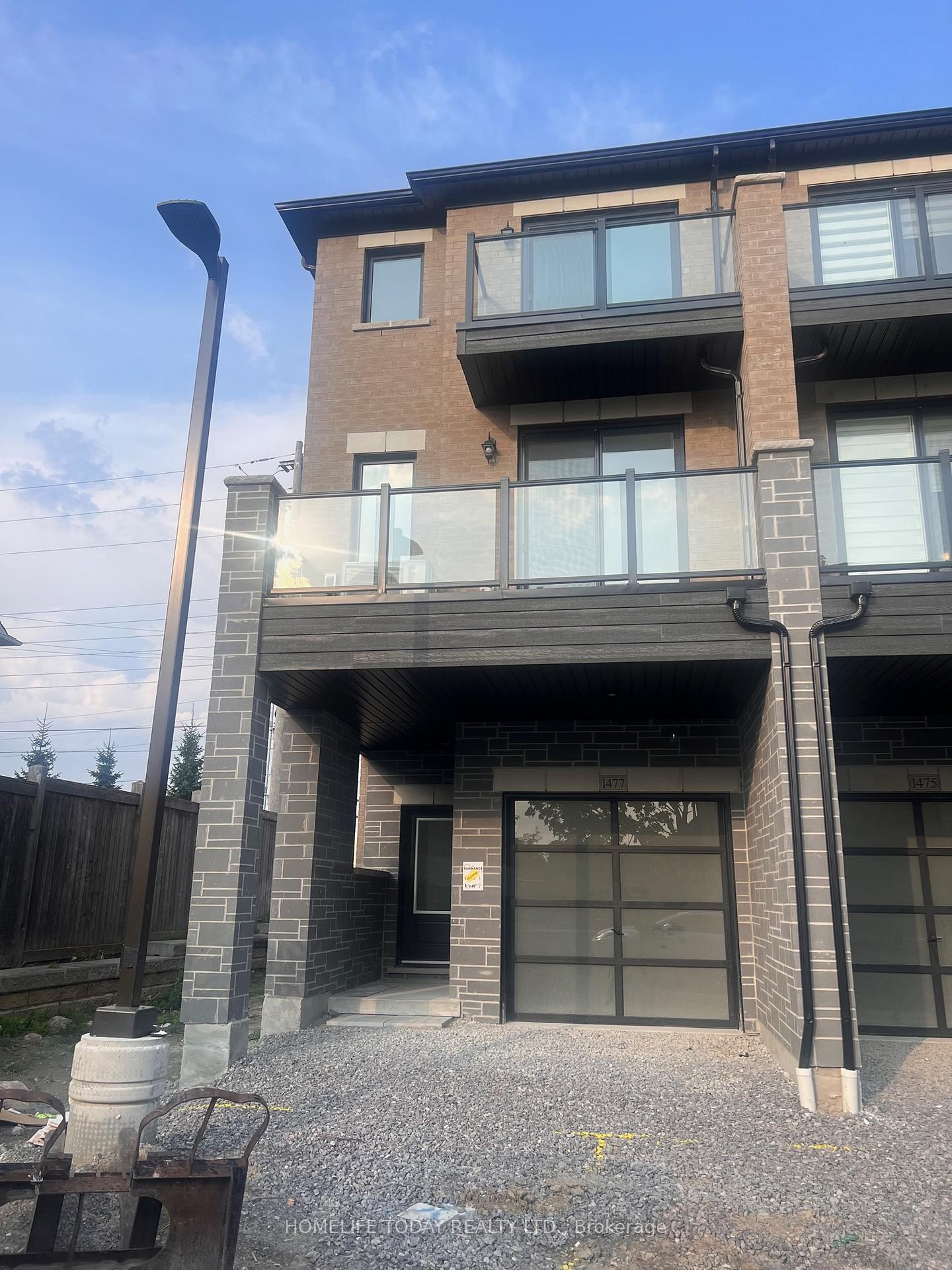 Front of 1477 Grand Prairie Path
