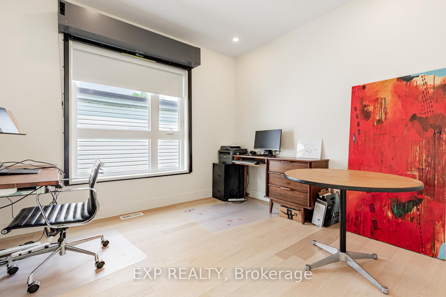 Photo 10 of 1043 Logan Avenue, Toronto, Broadview North — HOMEH
