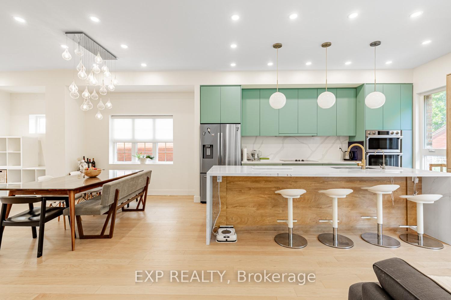 Photo 18 of 1043 Logan Avenue, Toronto, Broadview North — HOMEH